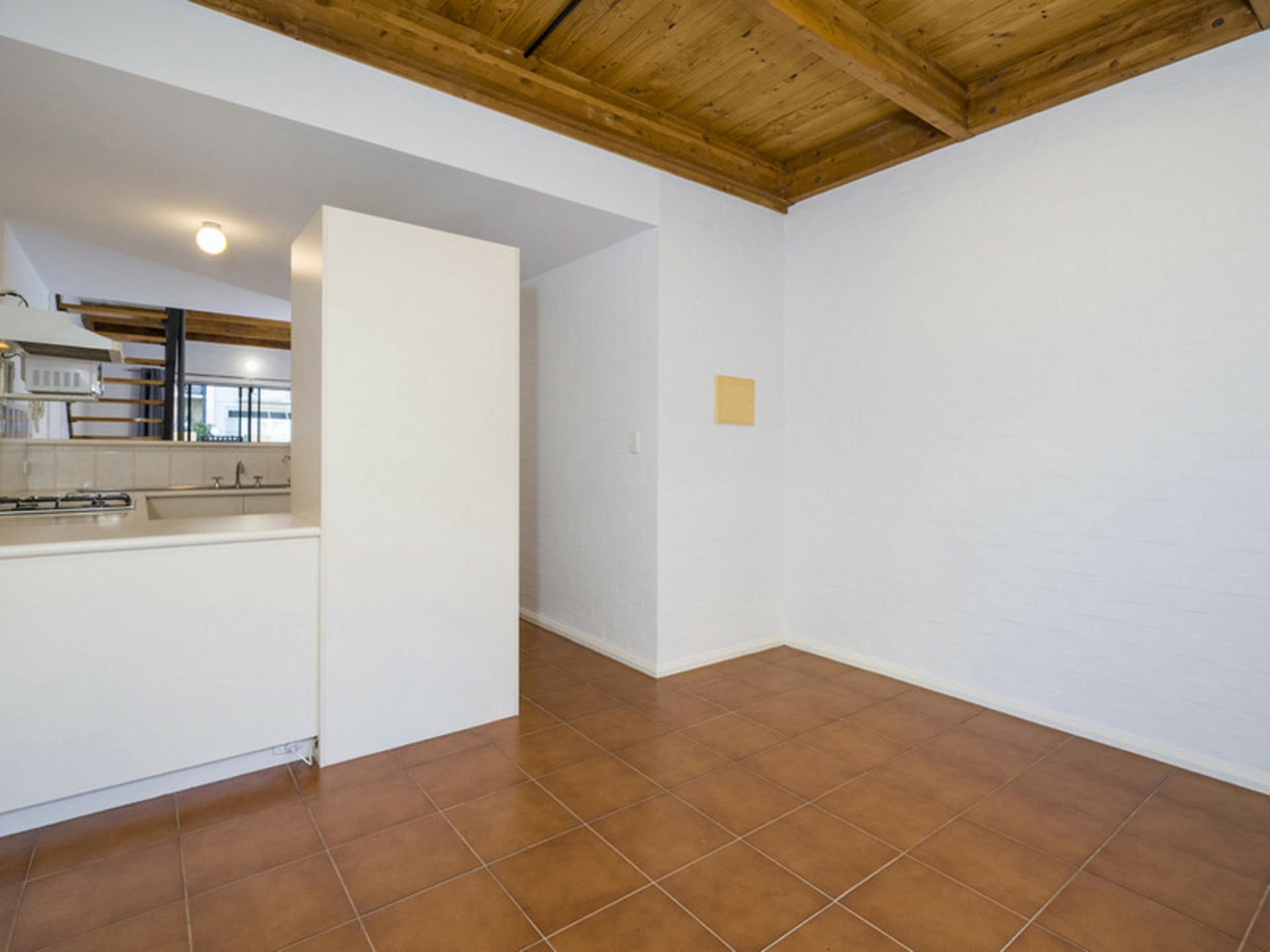 2 Little Shenton Lane, NORTHBRIDGE
