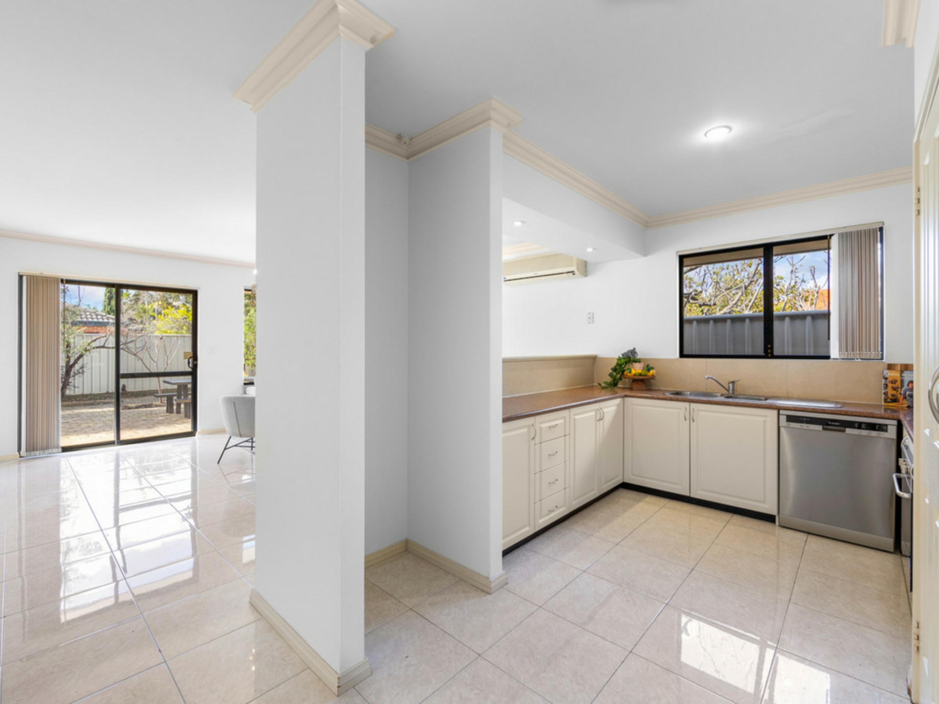 1/117 Beechboro Road South, BAYSWATER