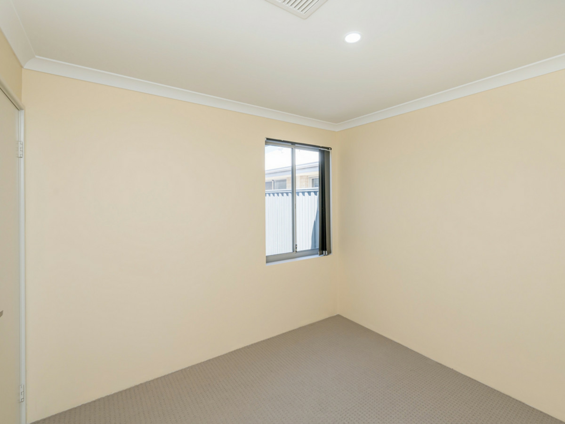 15 Perlis Road, BRABHAM