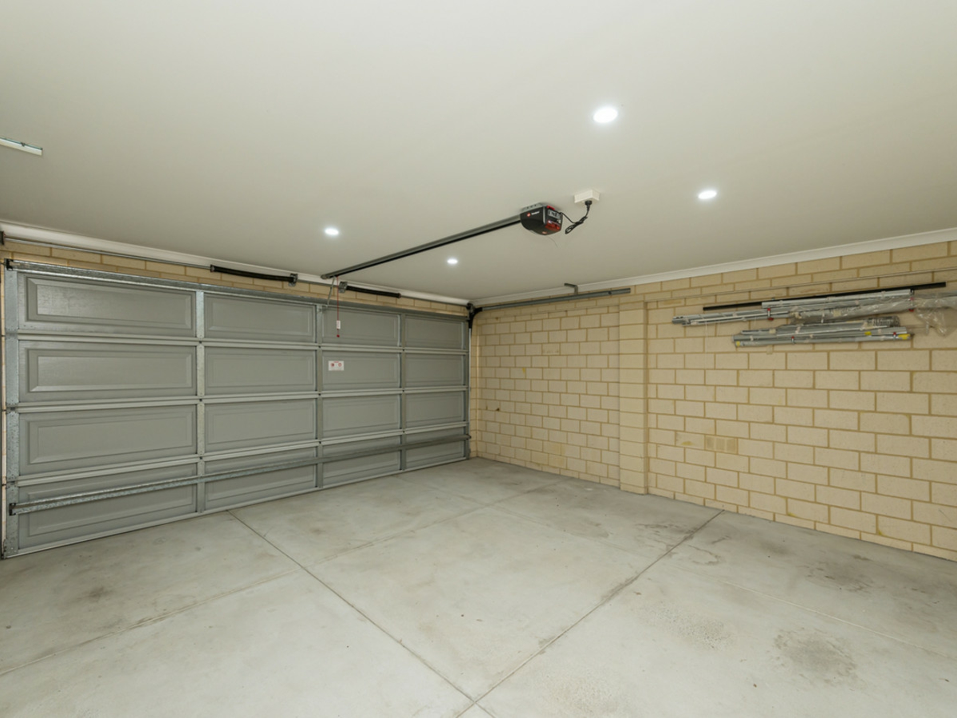 15 Perlis Road, BRABHAM