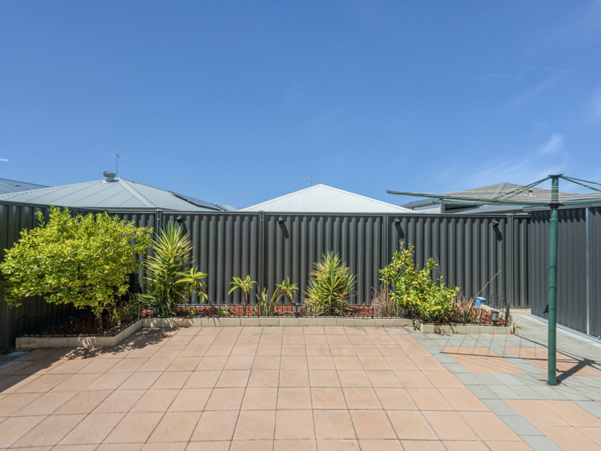 15 Perlis Road, BRABHAM