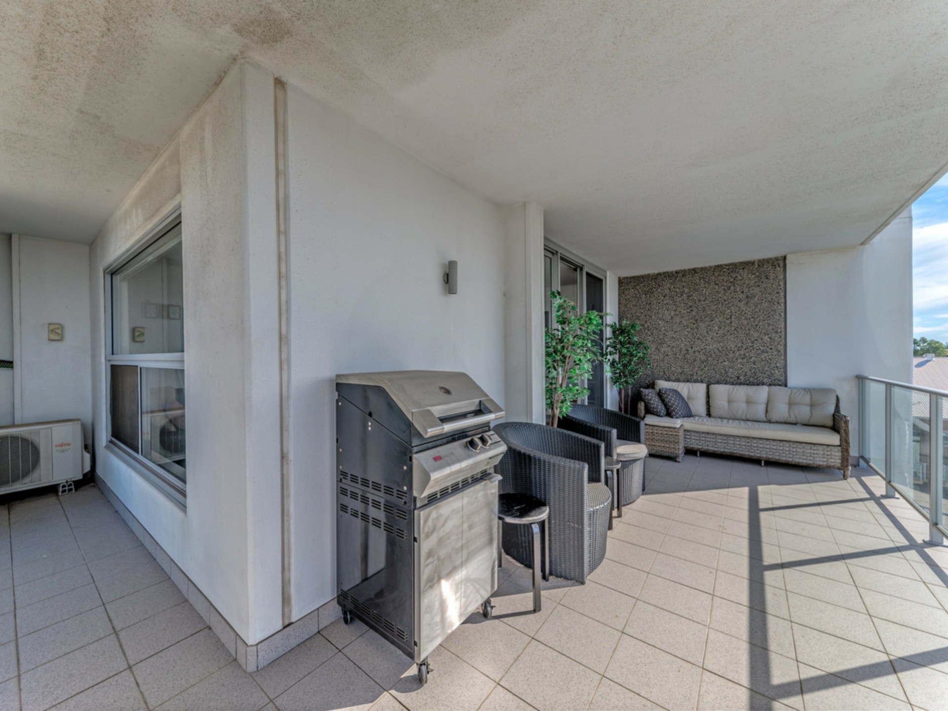 18/1 Douro Place — photo 3 of 18