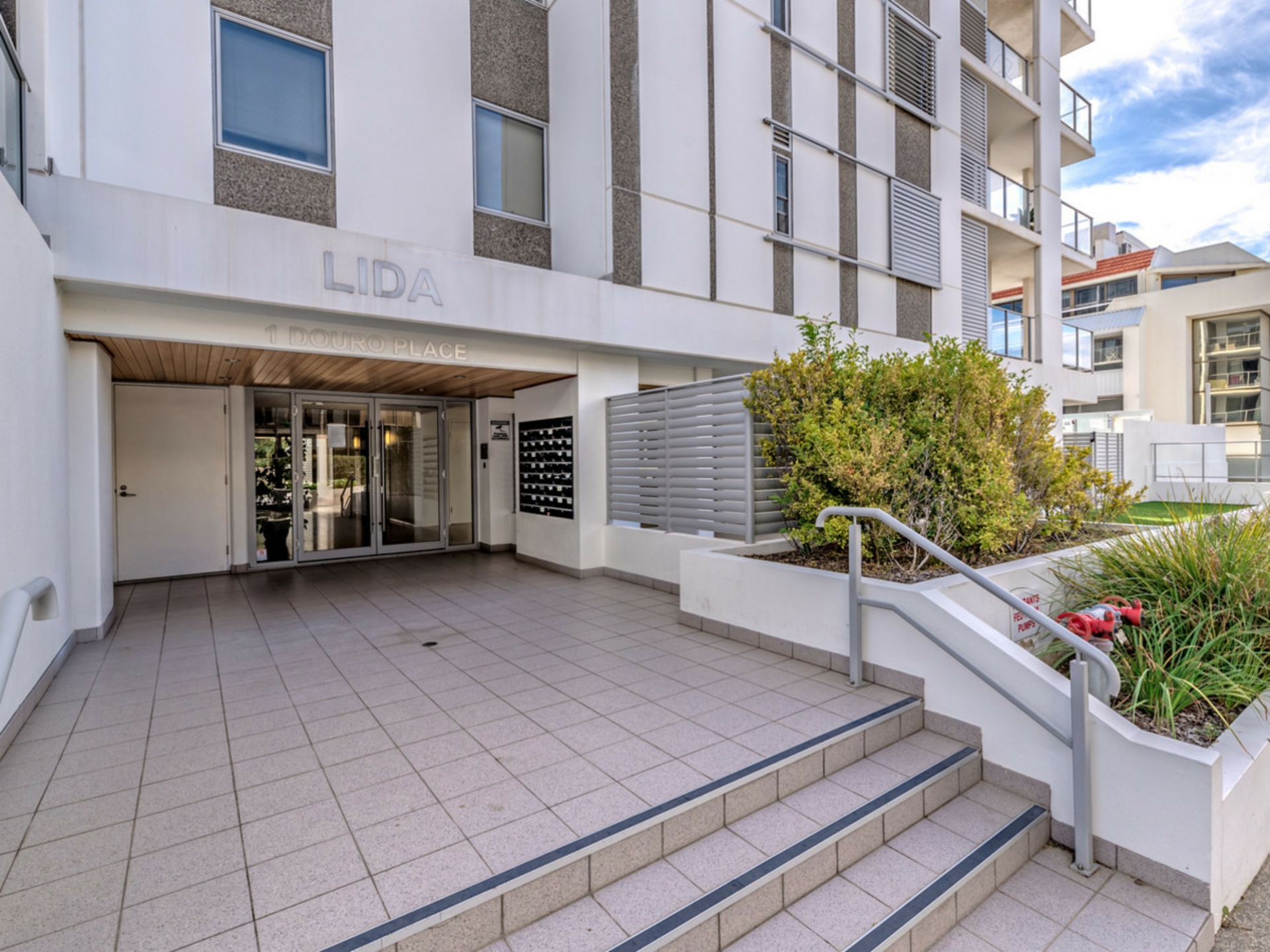 18/1 Douro Place — photo 16 of 18