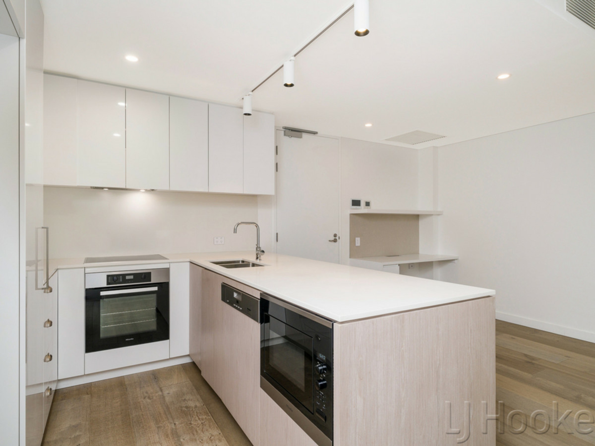 59/16 Marina Drive, ASCOT