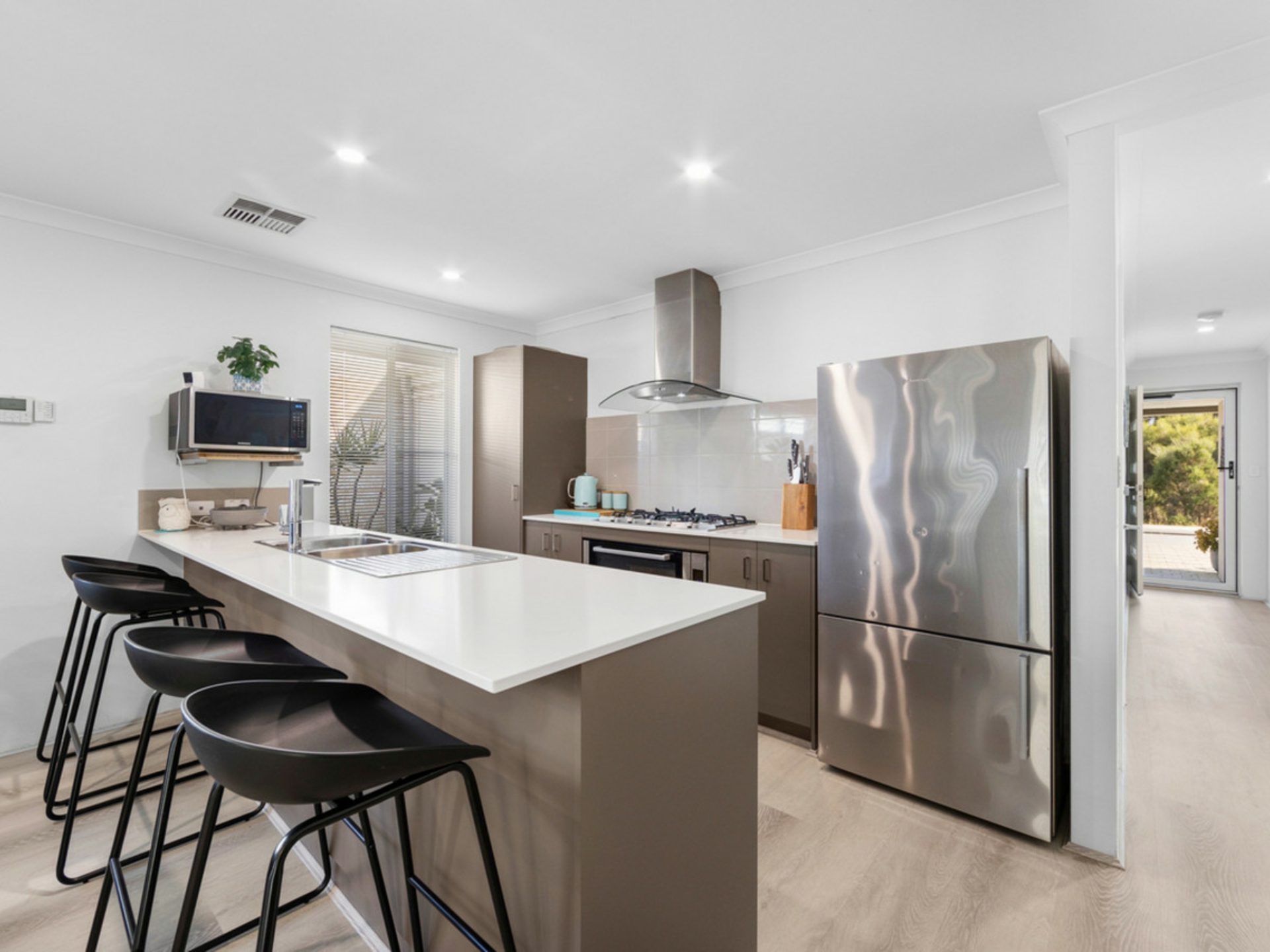 7 Durleigh Road, AVELEY