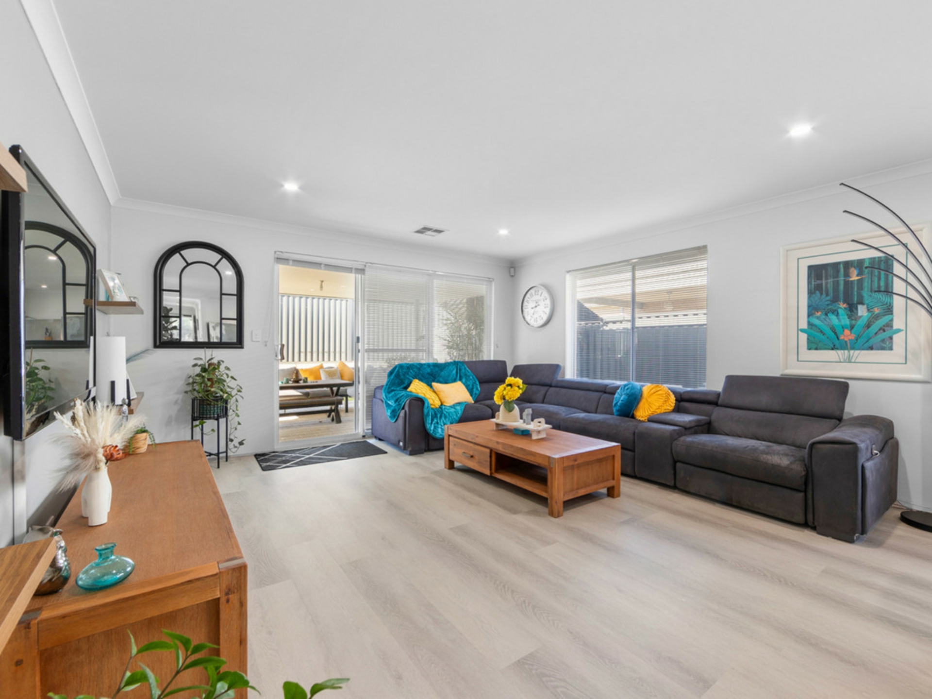 7 Durleigh Road, AVELEY