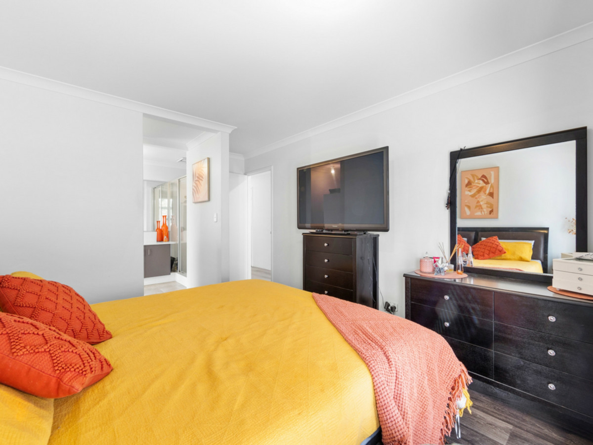 7 Durleigh Road, AVELEY