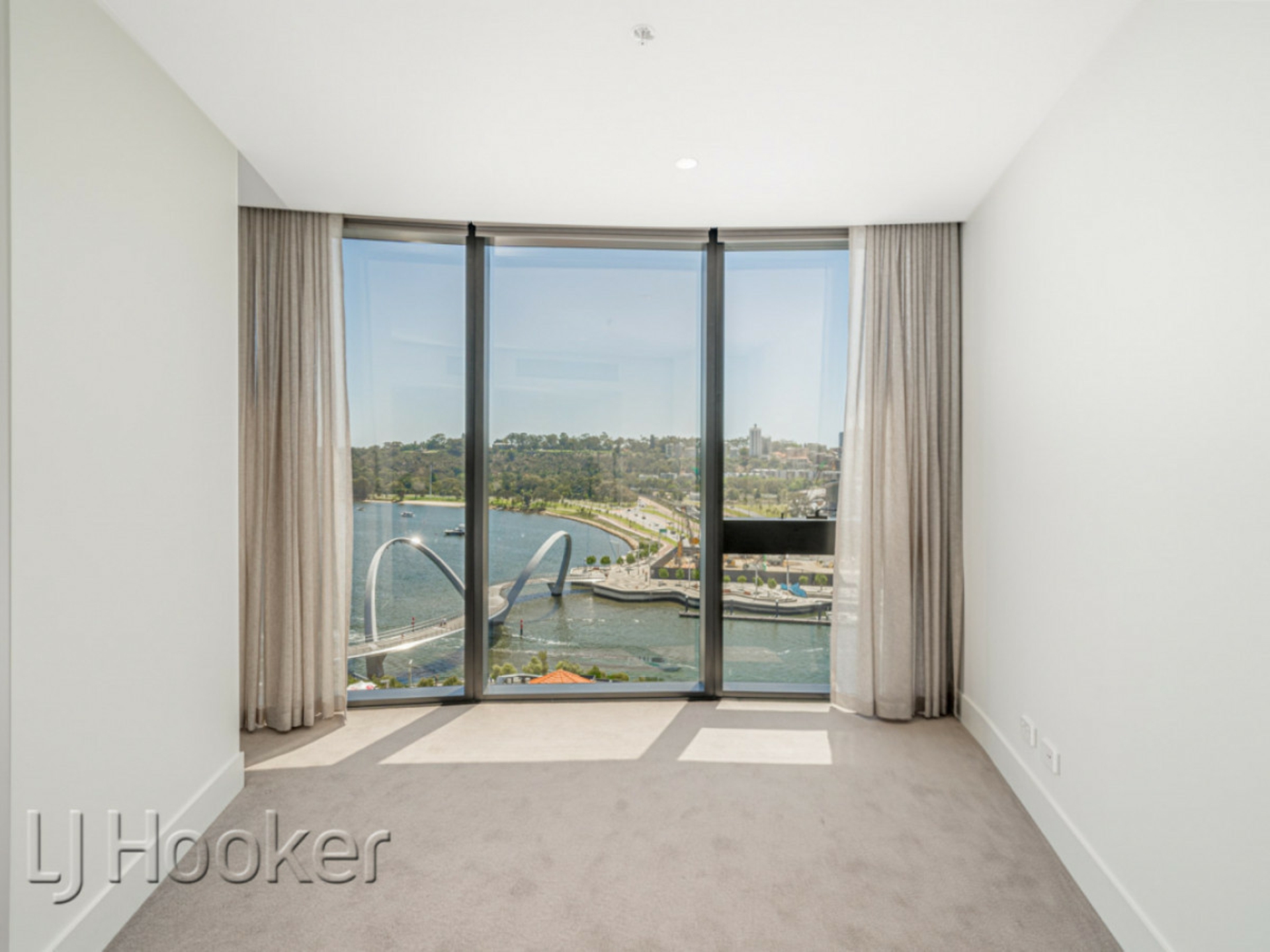1002/11 Barrack Square, PERTH