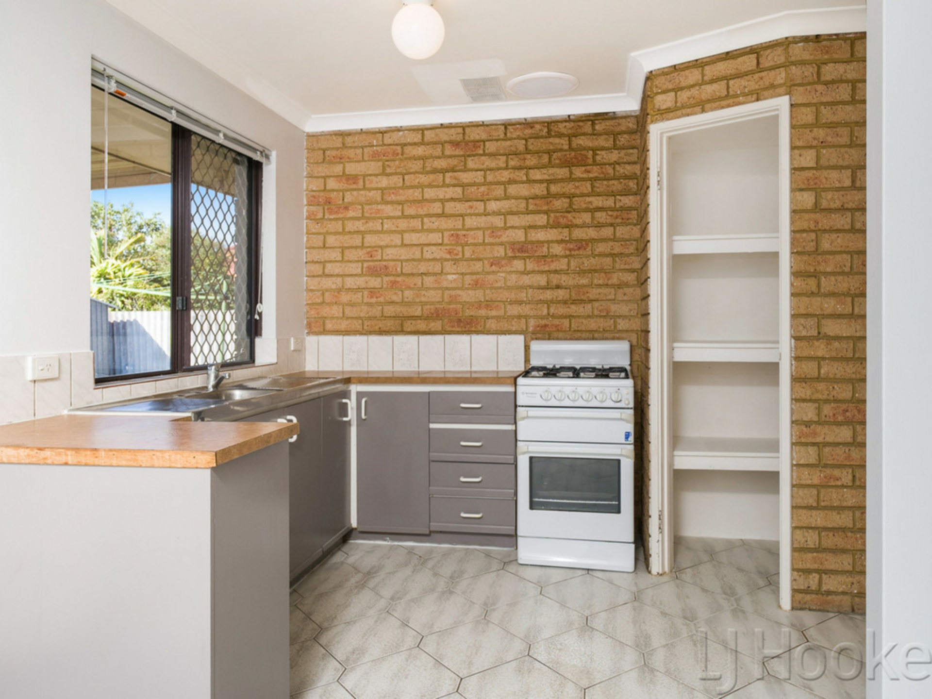 97A Morley Drive East, MORLEY