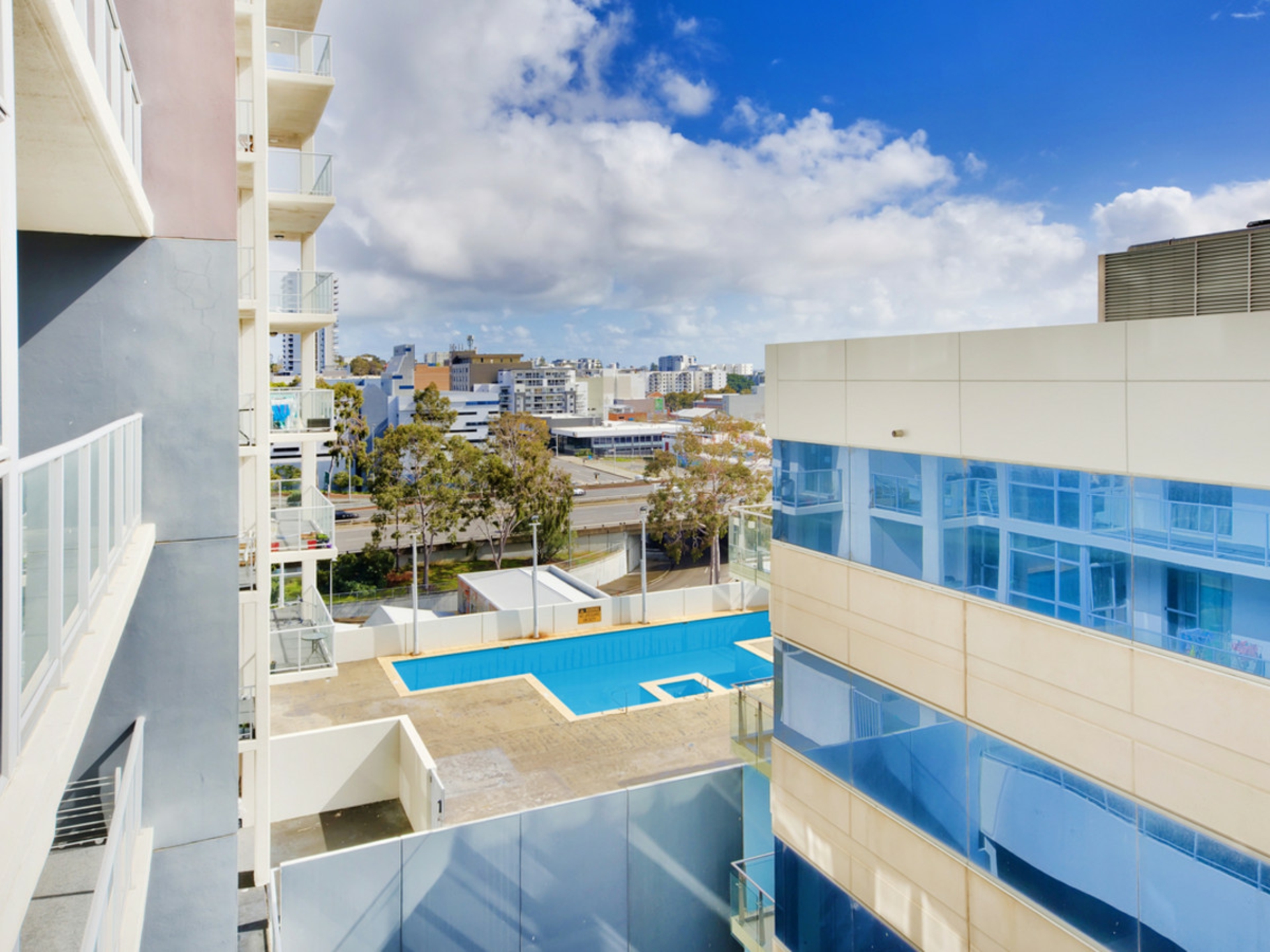 27/996 Hay Street, PERTH
