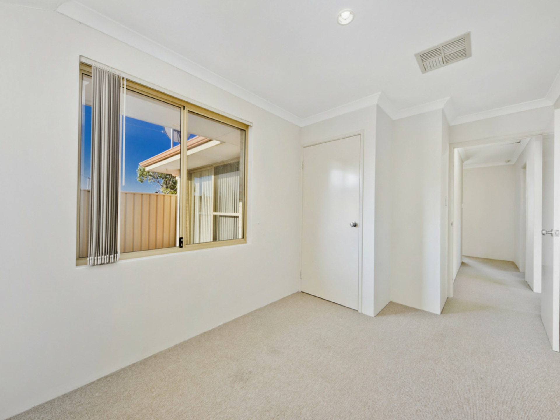 24a Eastdene Circle, NOLLAMARA