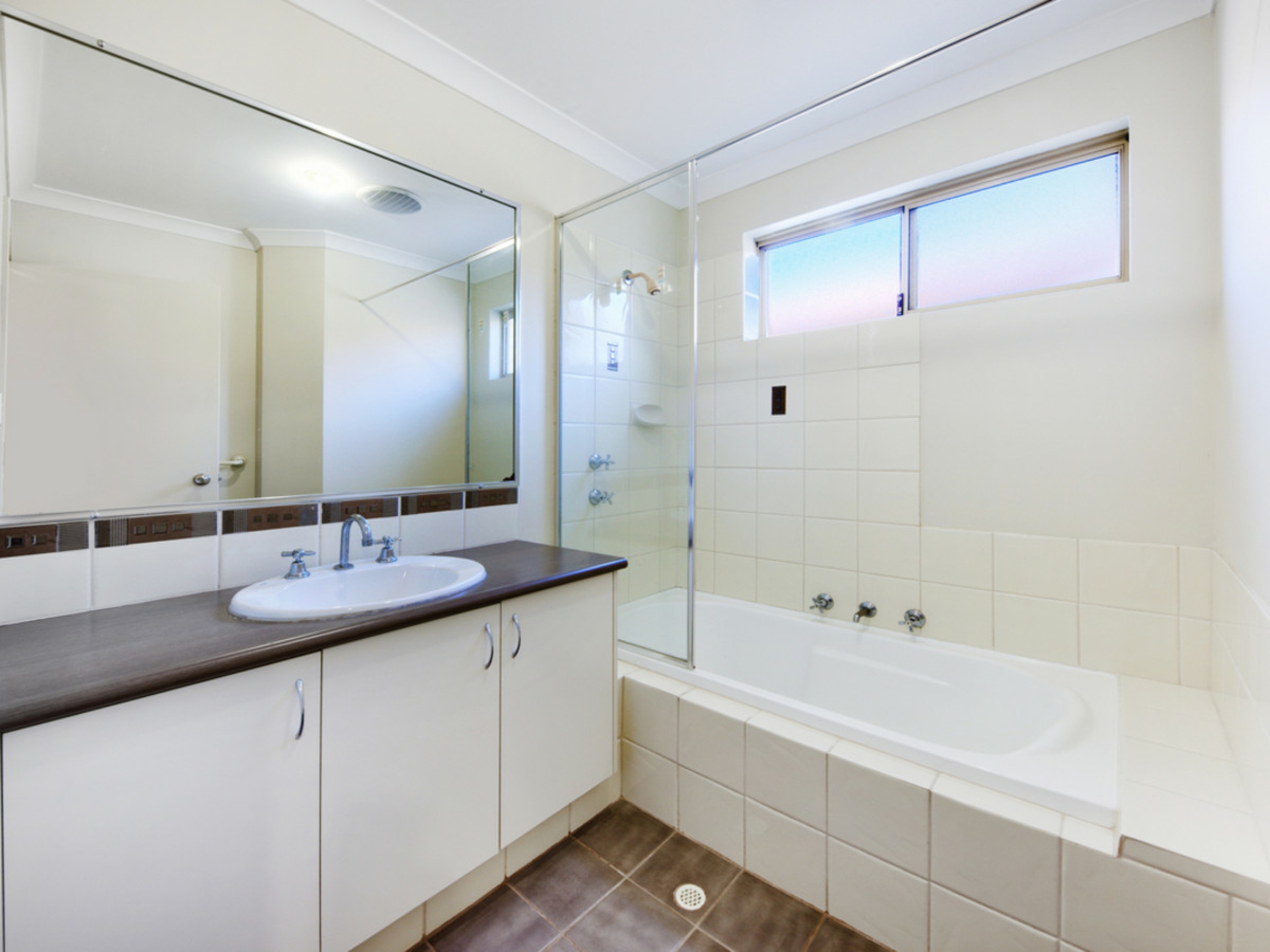 24a Eastdene Circle, NOLLAMARA
