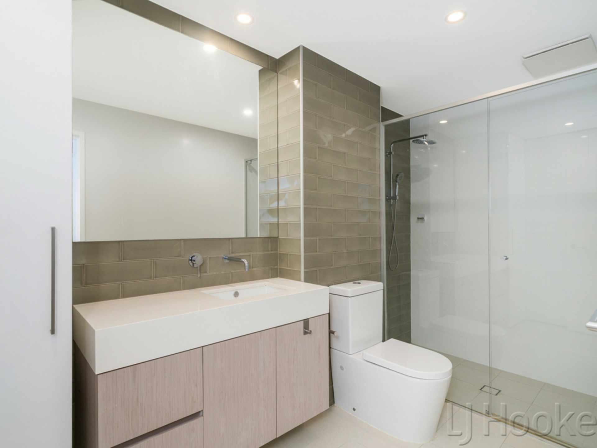 59/16 Marina Drive, ASCOT