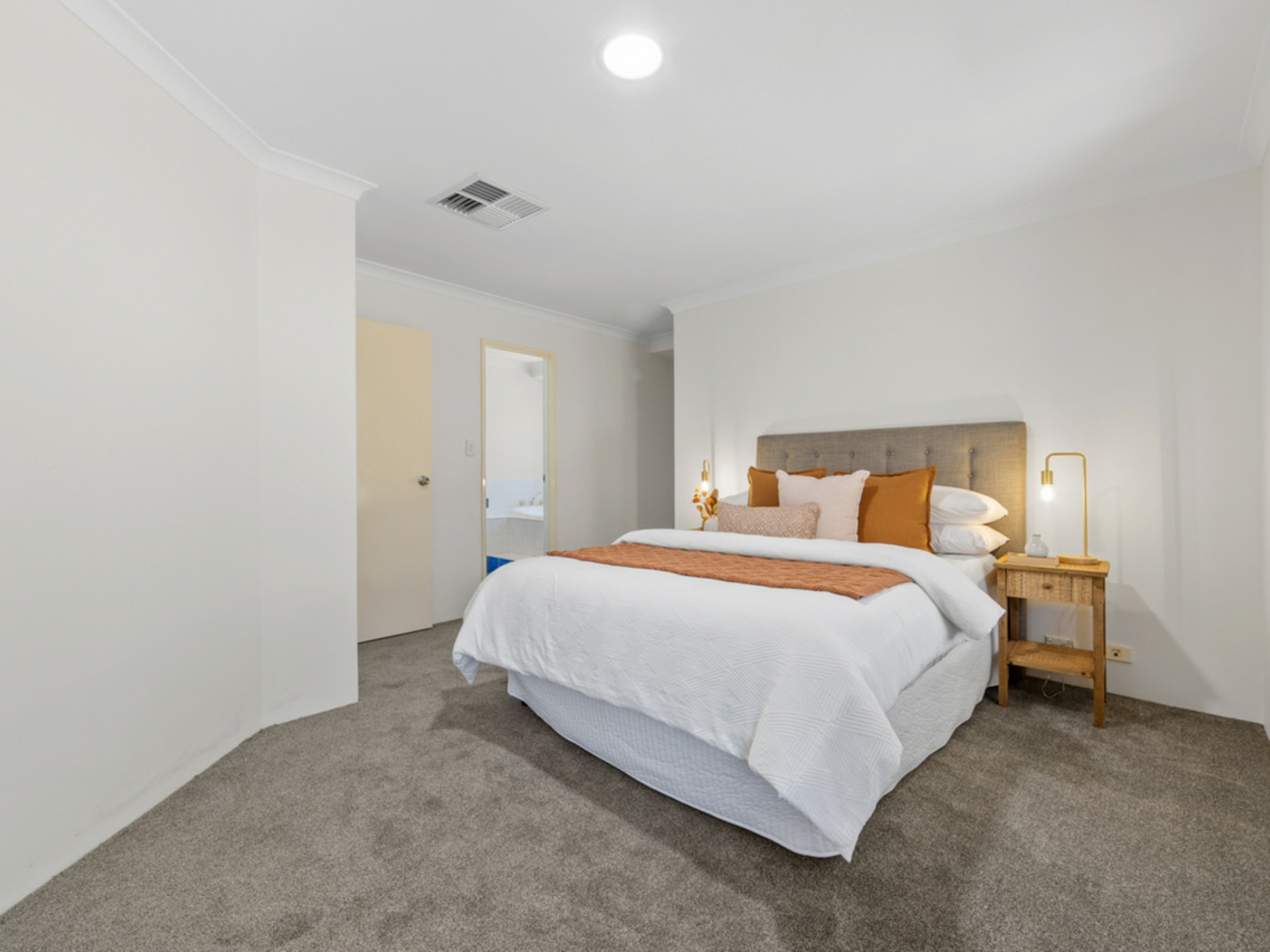 11A Ripley Place, MORLEY