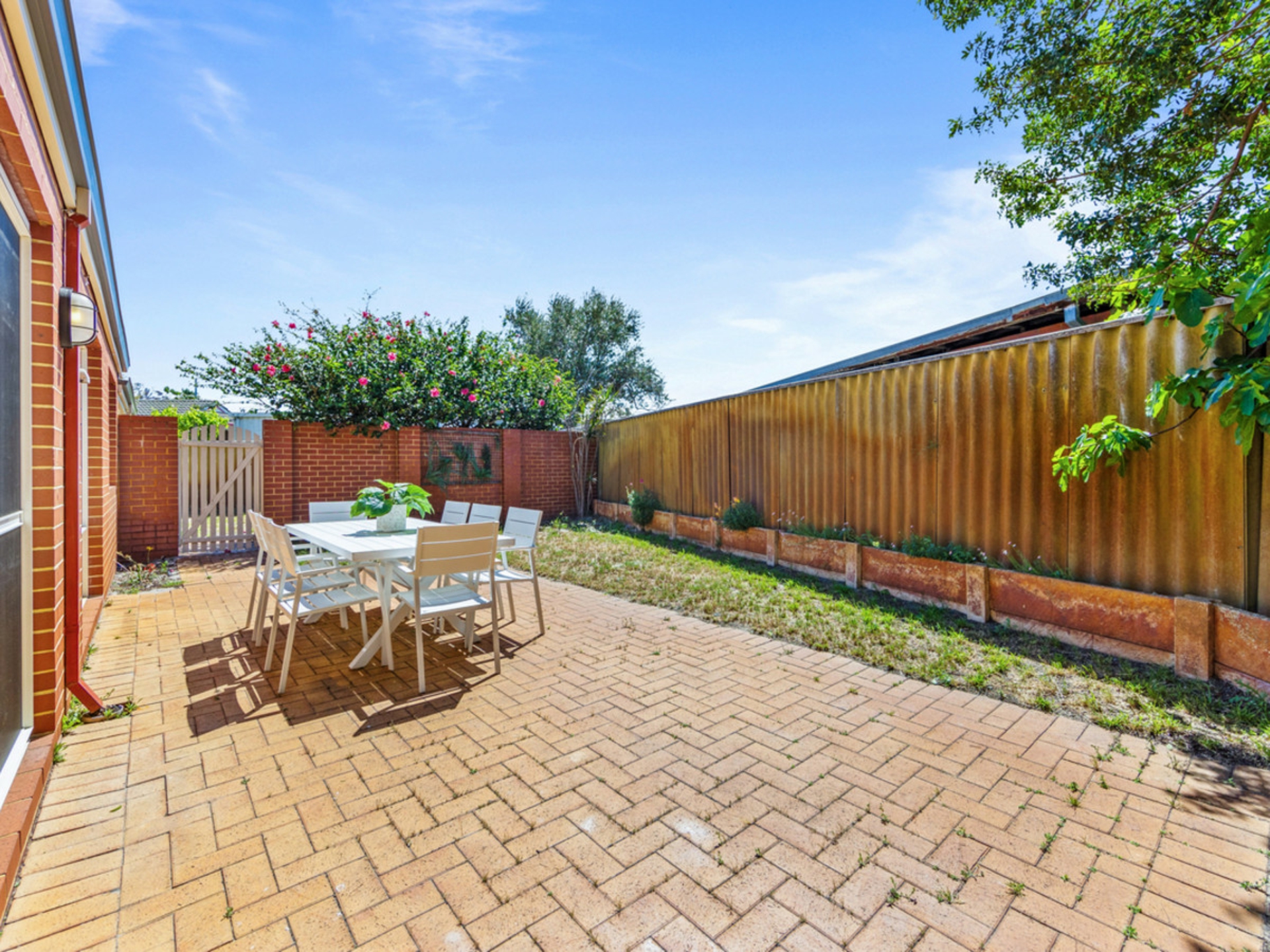 11A Ripley Place, MORLEY