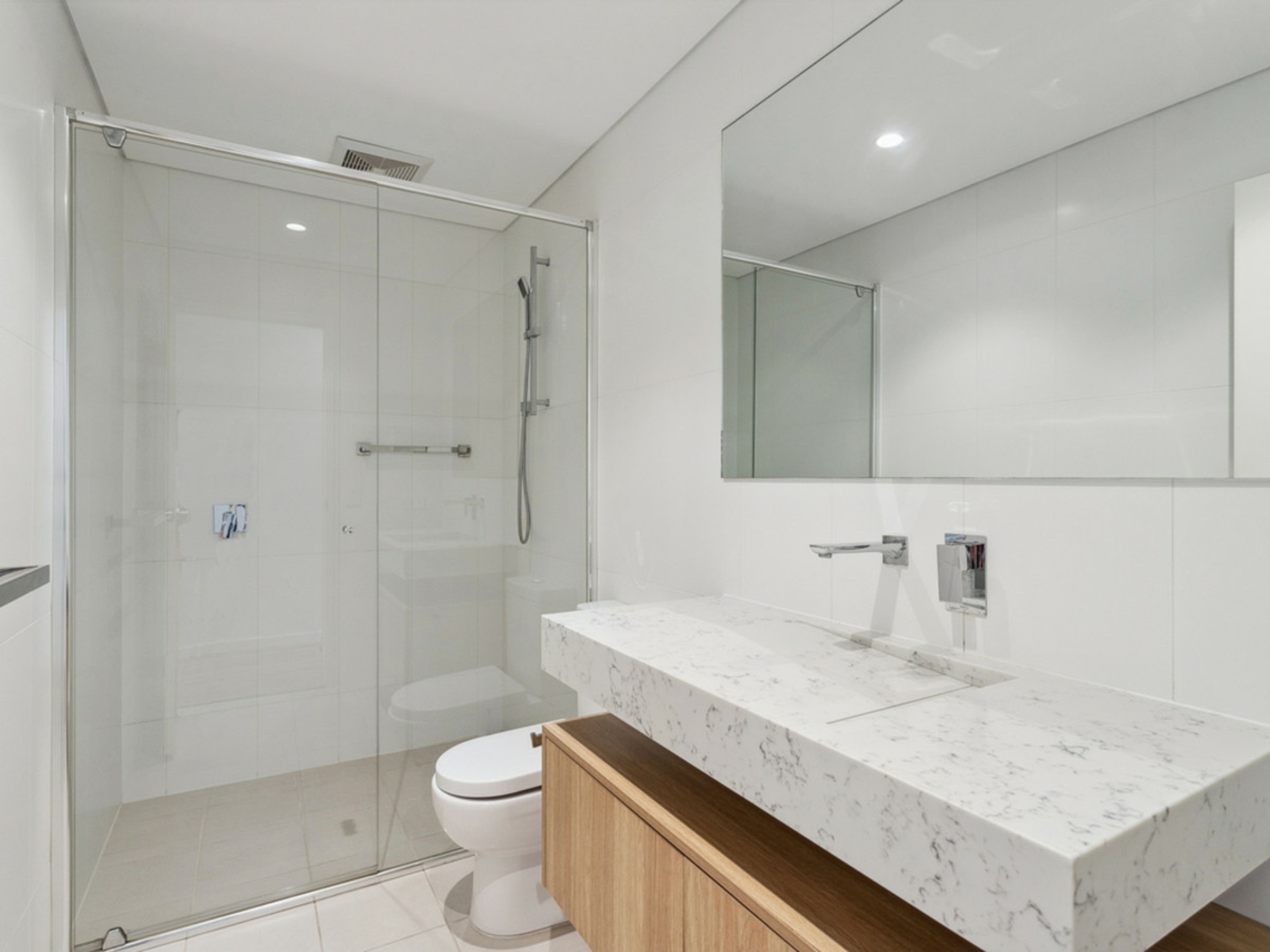 806/9 Tully Road, EAST PERTH