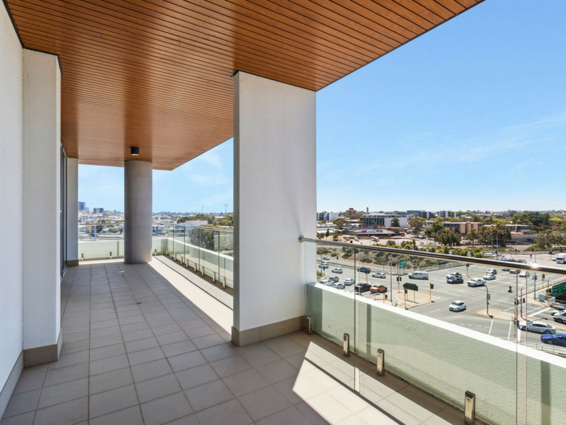 806/9 Tully Road, EAST PERTH