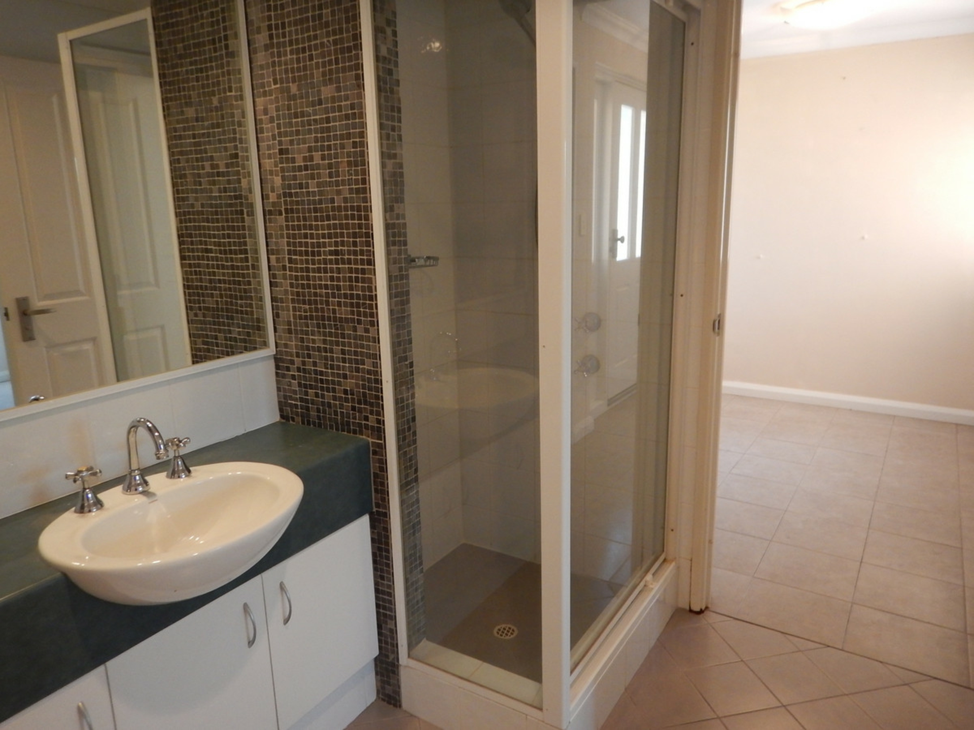 3/167 Stock Road, PALMYRA