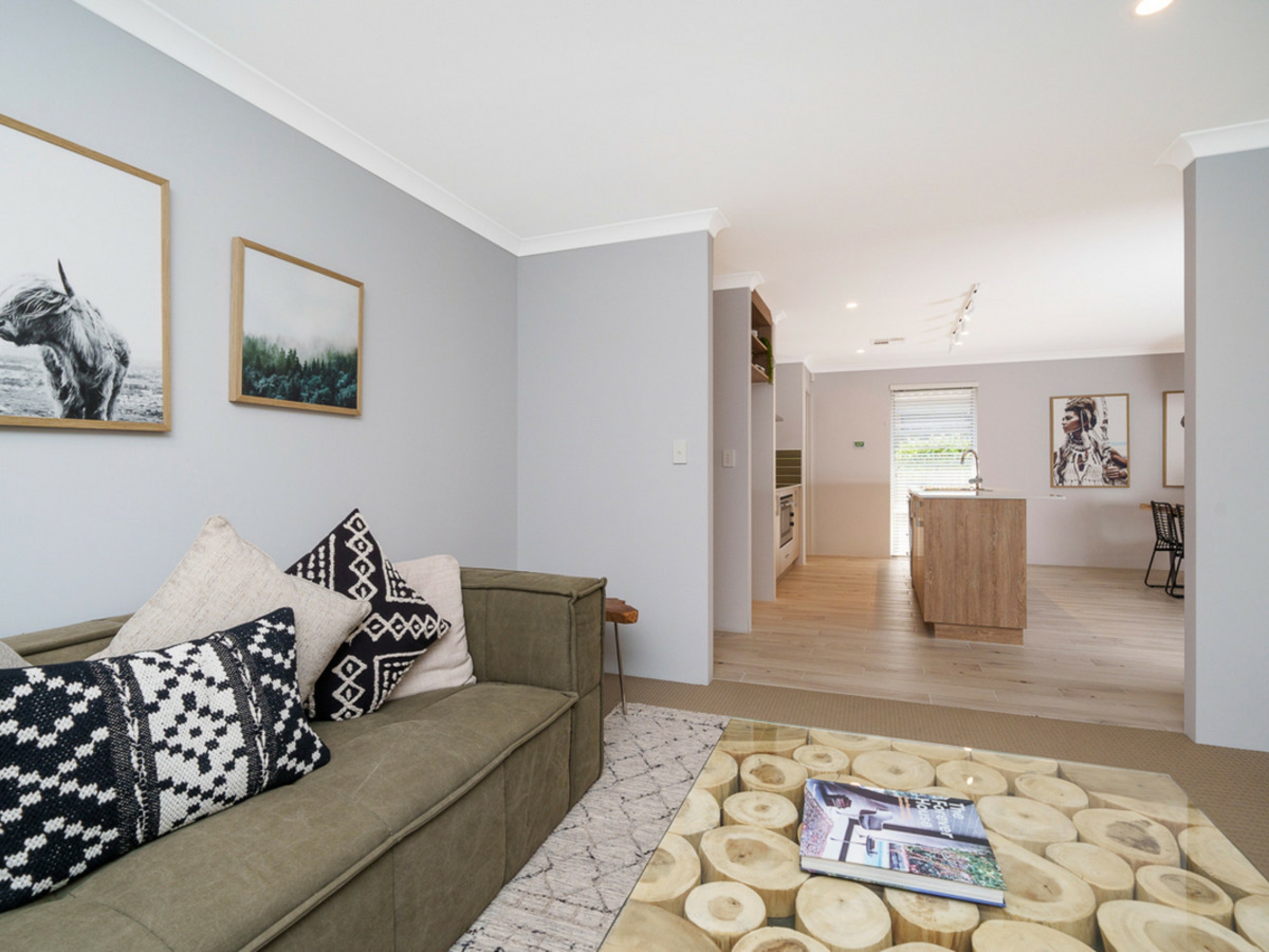 25 Serpentine Drive, SOUTH GUILDFORD