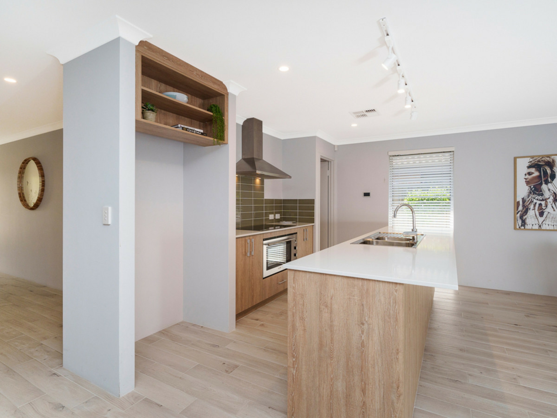 25 Serpentine Drive, SOUTH GUILDFORD