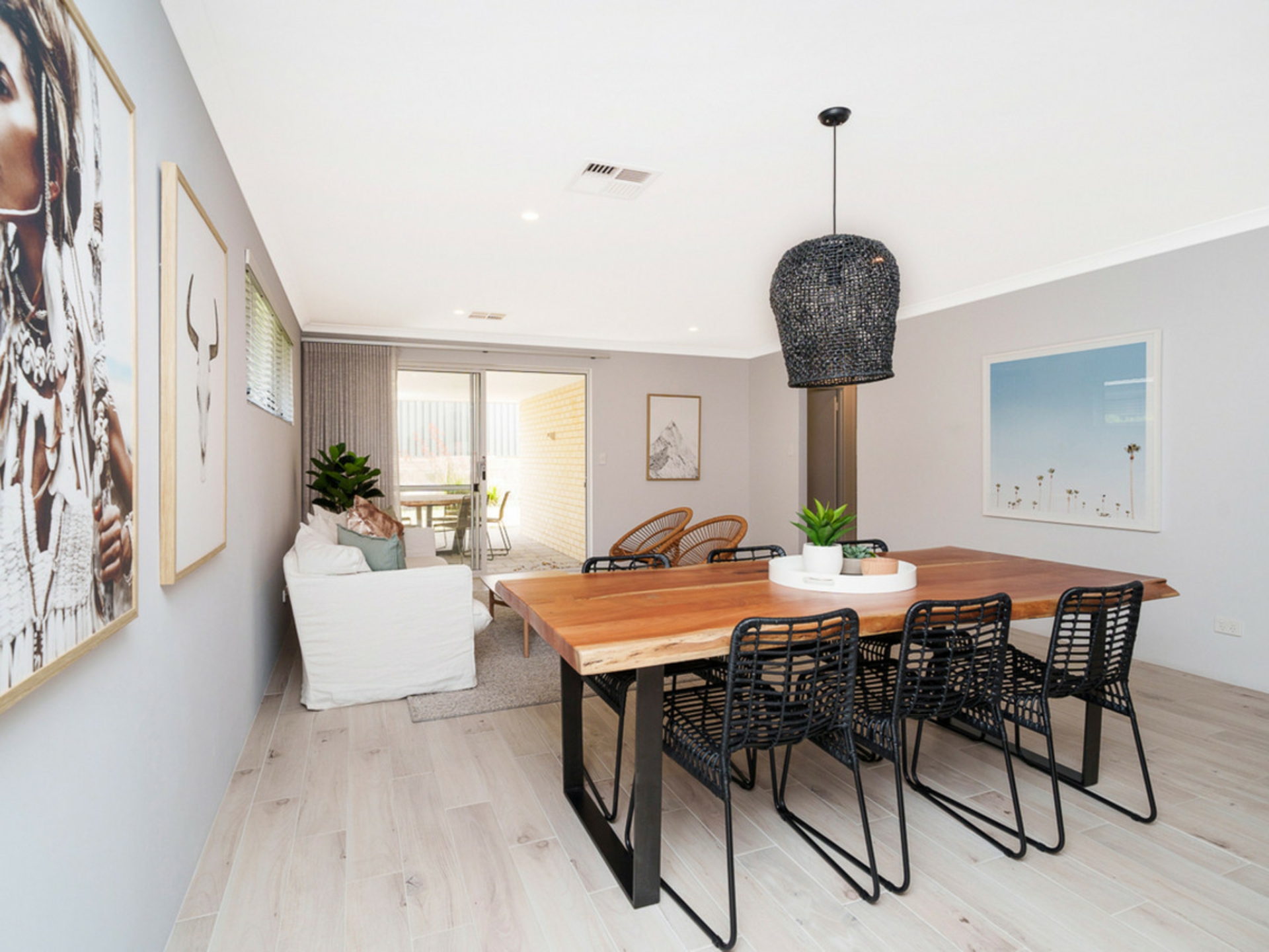 25 Serpentine Drive, SOUTH GUILDFORD