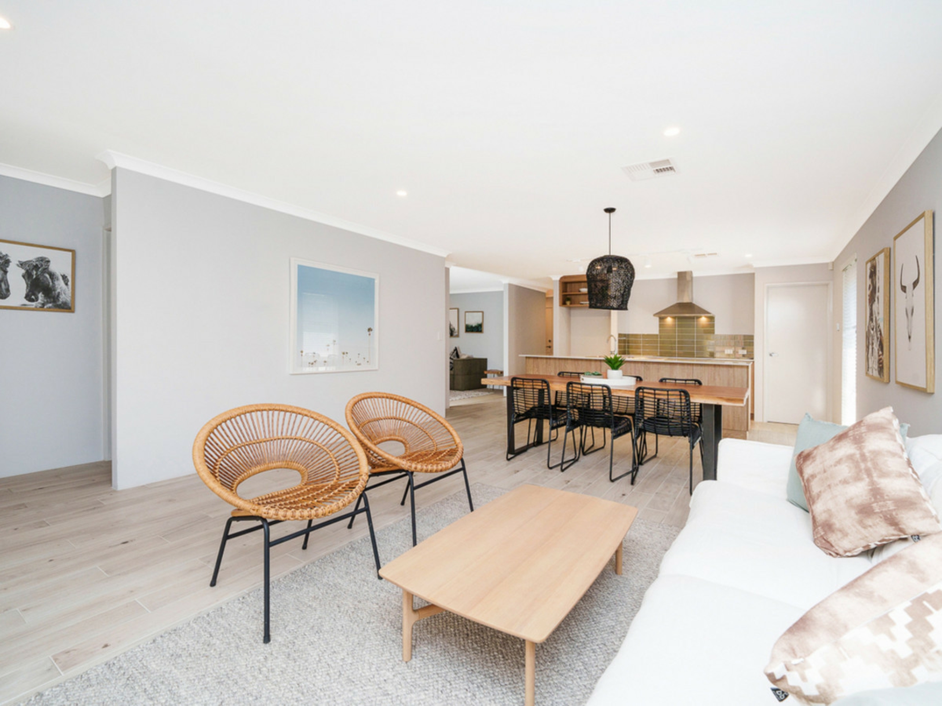 25 Serpentine Drive, SOUTH GUILDFORD