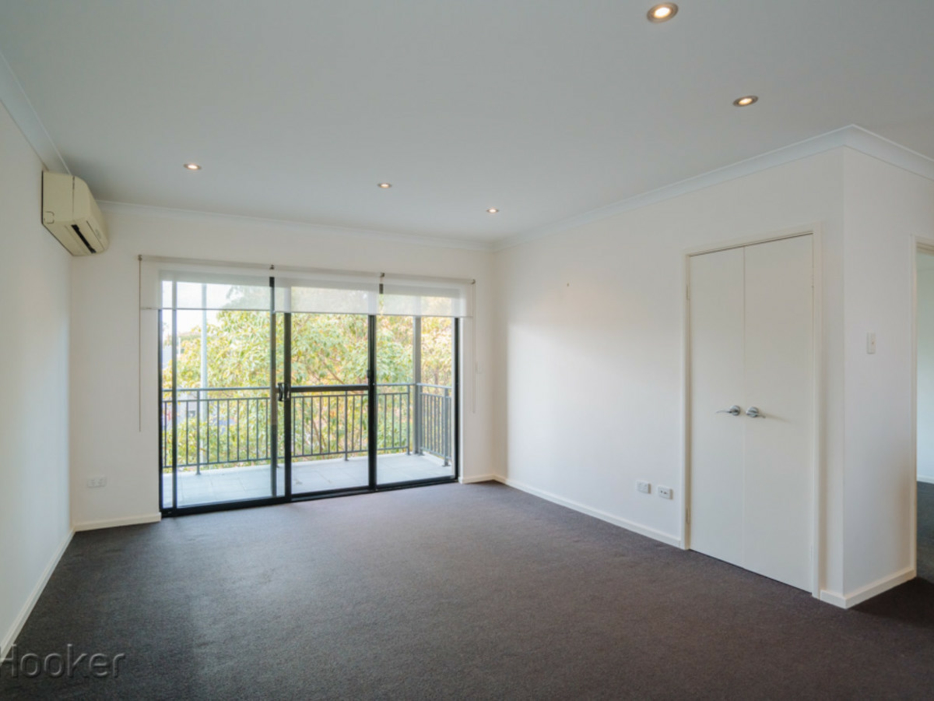 122/215 Stirling Street, PERTH