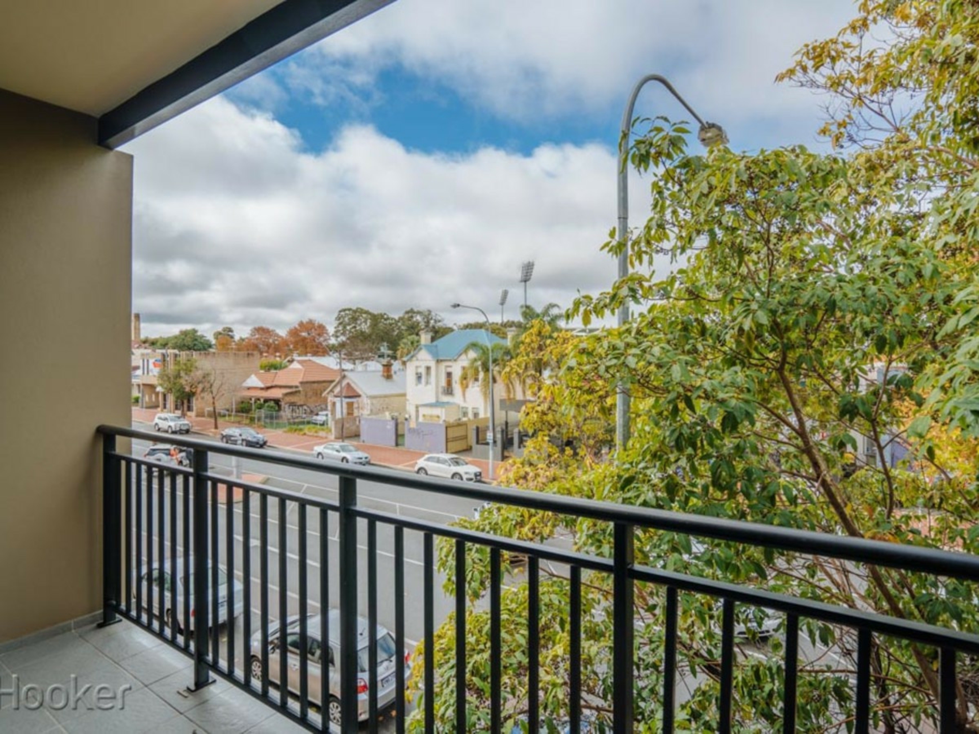 122/215 Stirling Street, PERTH