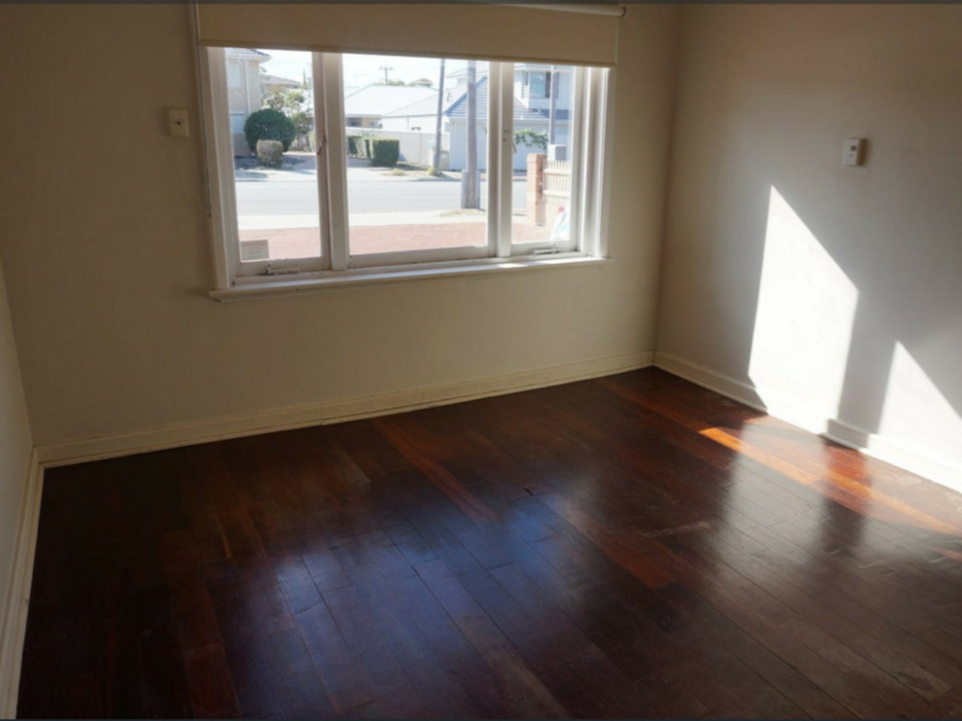 184 Royal Street, YOKINE
