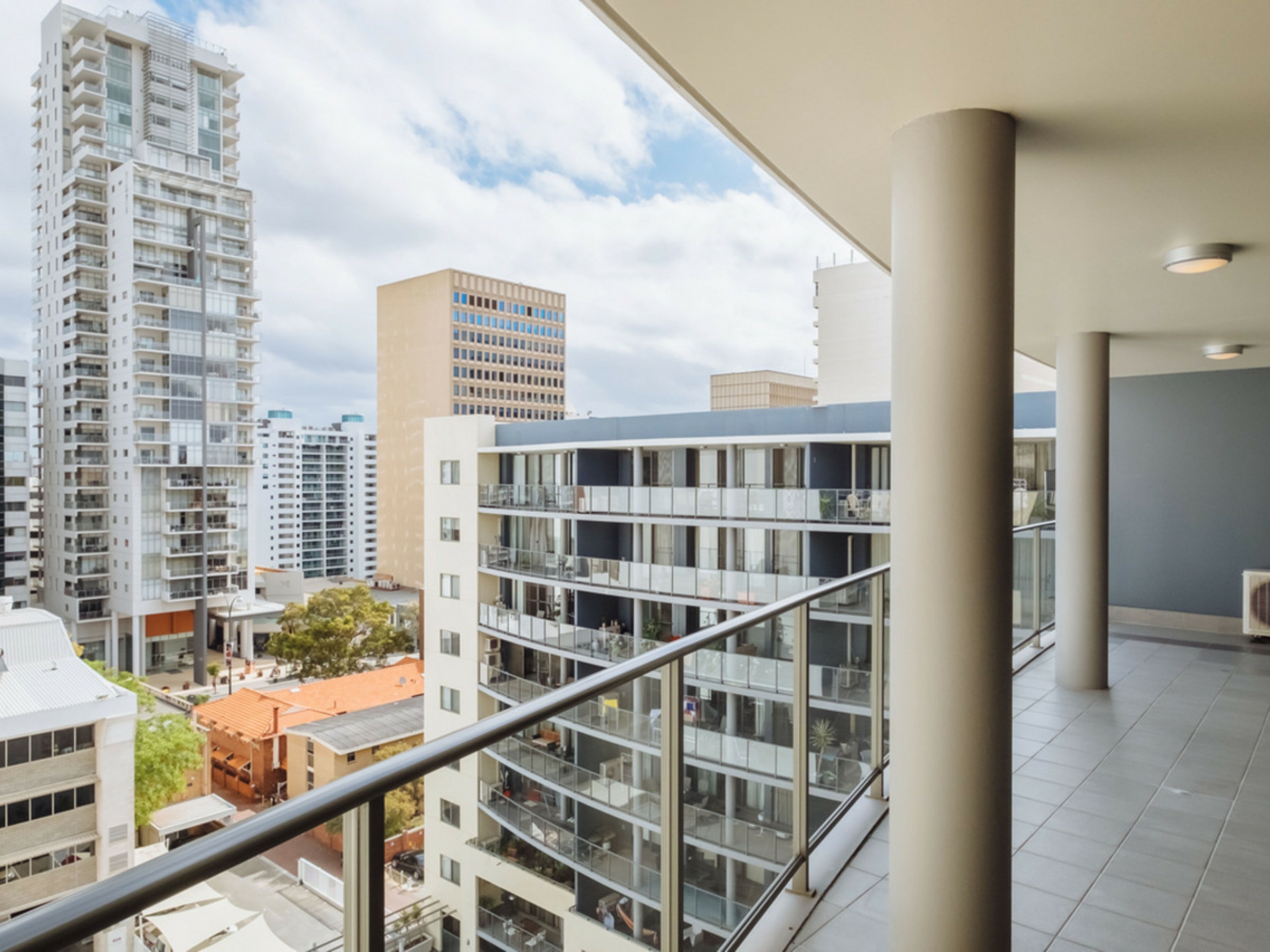 196/369 Hay Street, PERTH
