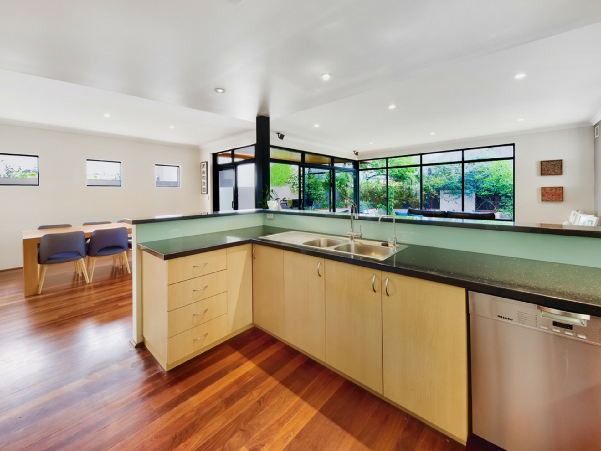 28 Claverton Street, NORTH PERTH