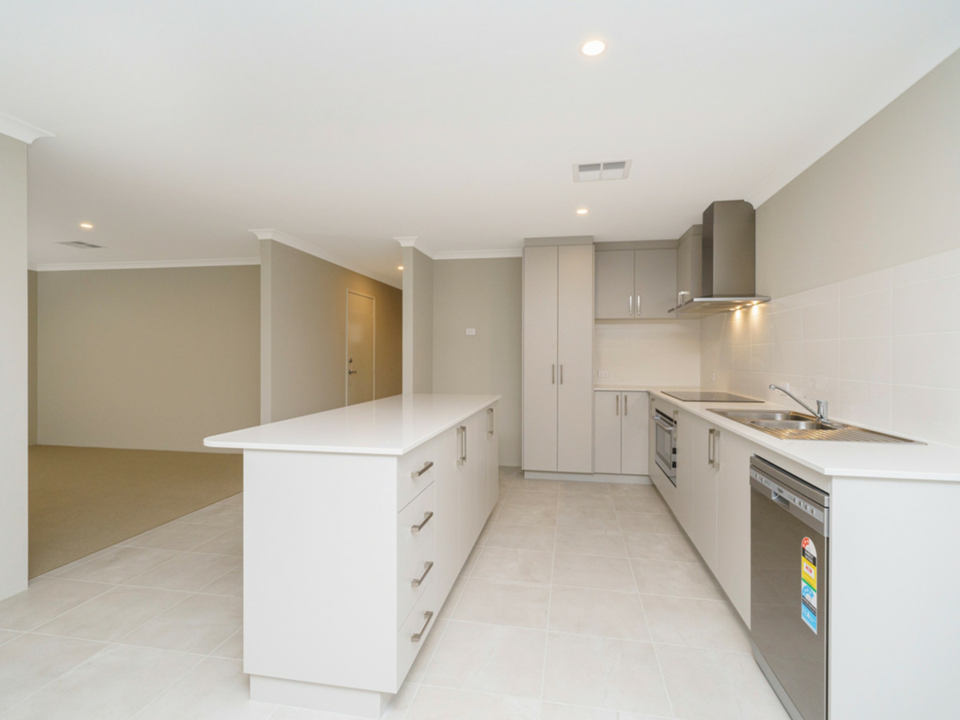 21 Karreen Way, South Guildford