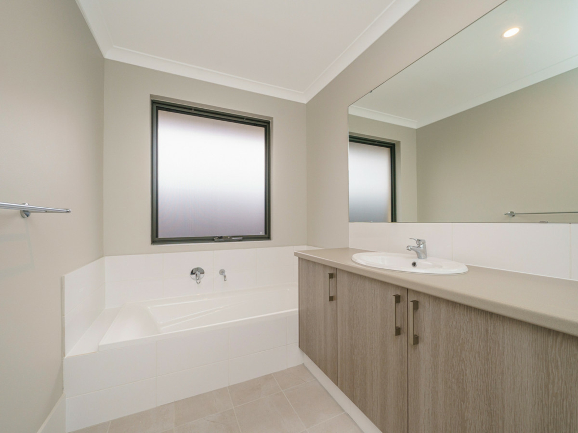 21 Karreen Way, South Guildford