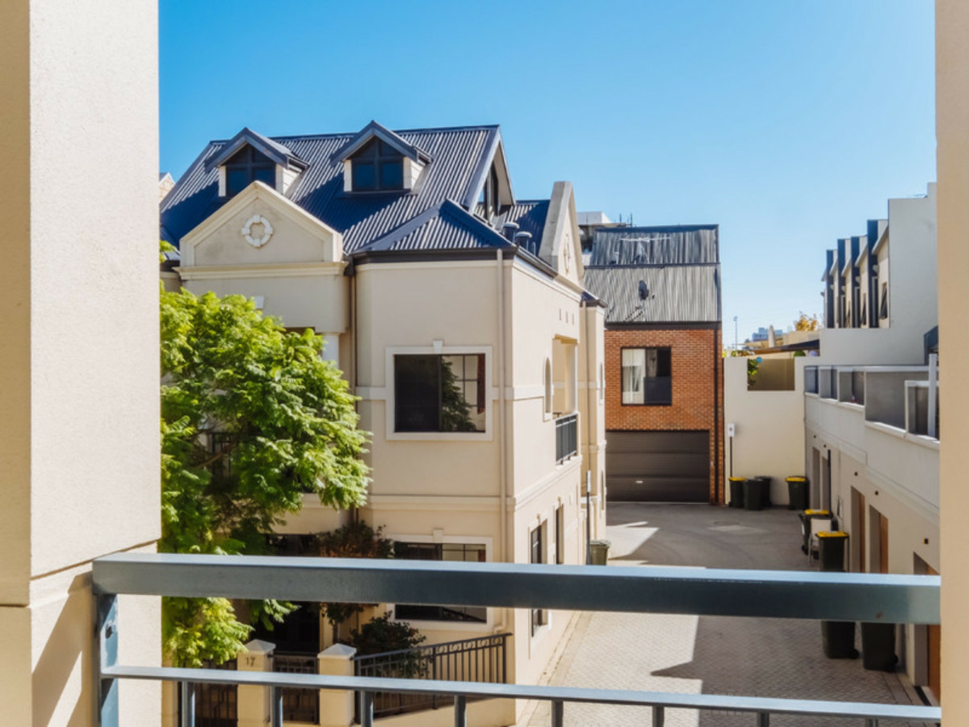 7/22 Saunders Street, EAST PERTH