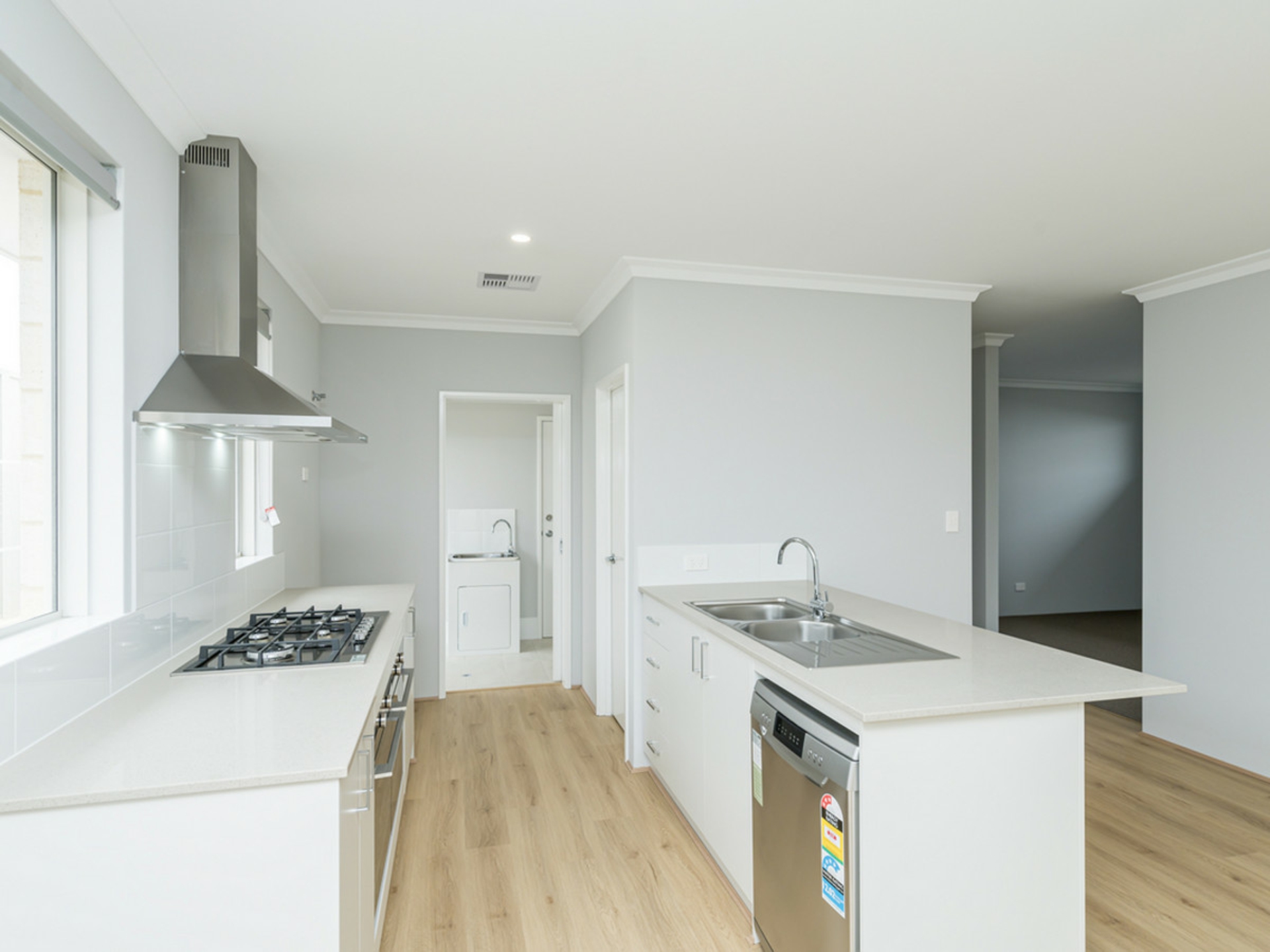 16 Holiday Way, YANCHEP