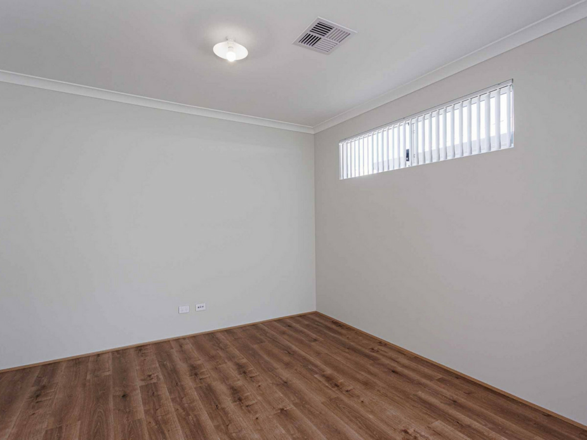 26 Gambier Grove, EGLINTON