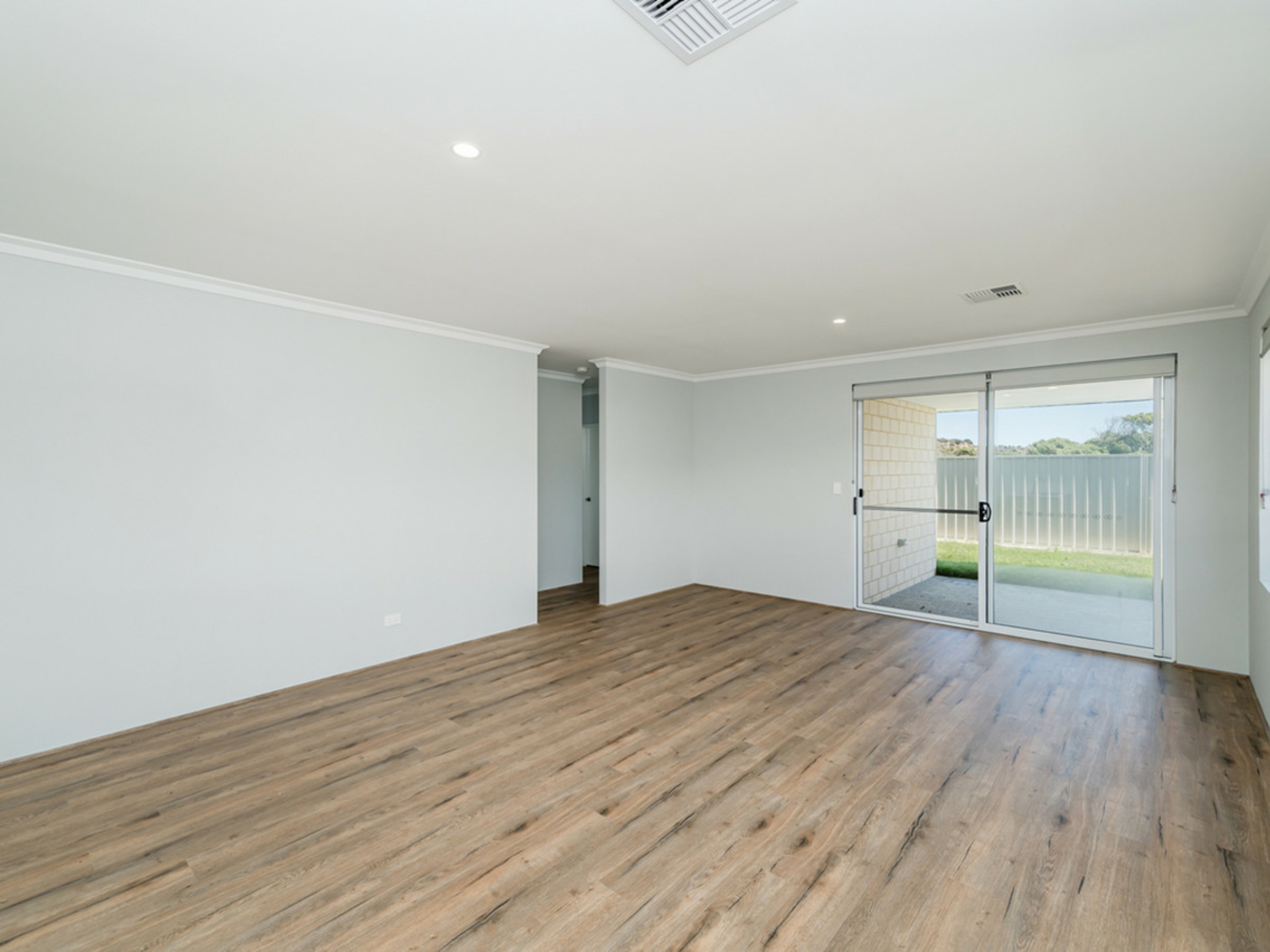 6 Holiday Way, YANCHEP