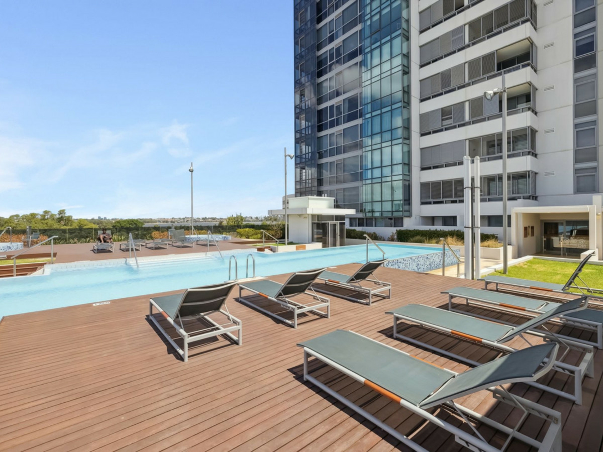 402/2 Moreau Parade, EAST PERTH