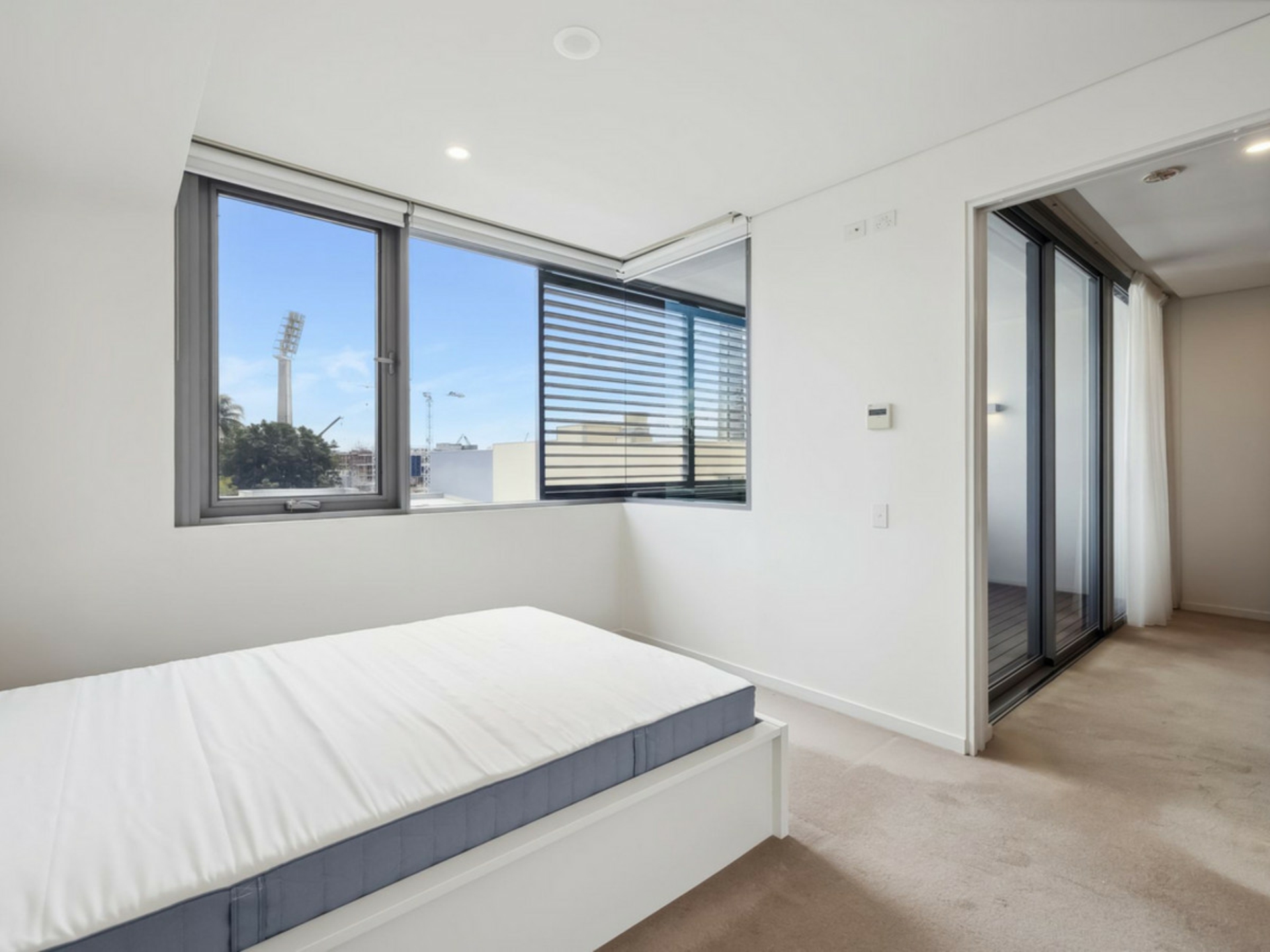 402/2 Moreau Parade, EAST PERTH