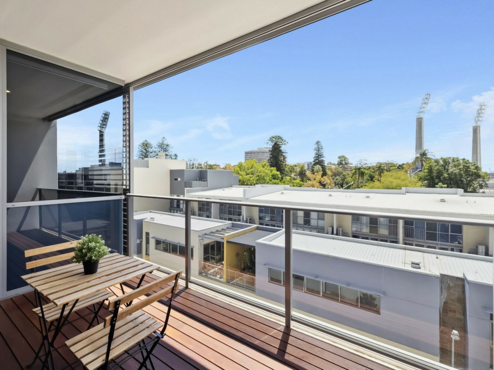 402/2 Moreau Parade, EAST PERTH