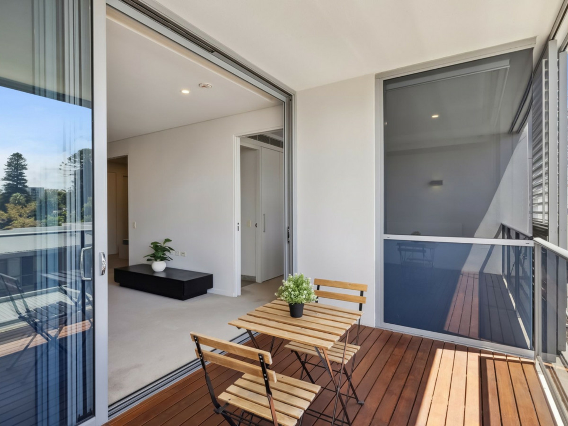 402/2 Moreau Parade, EAST PERTH