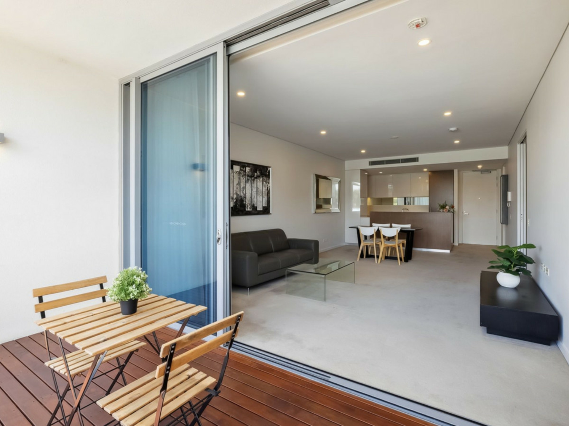 402/2 Moreau Parade, EAST PERTH