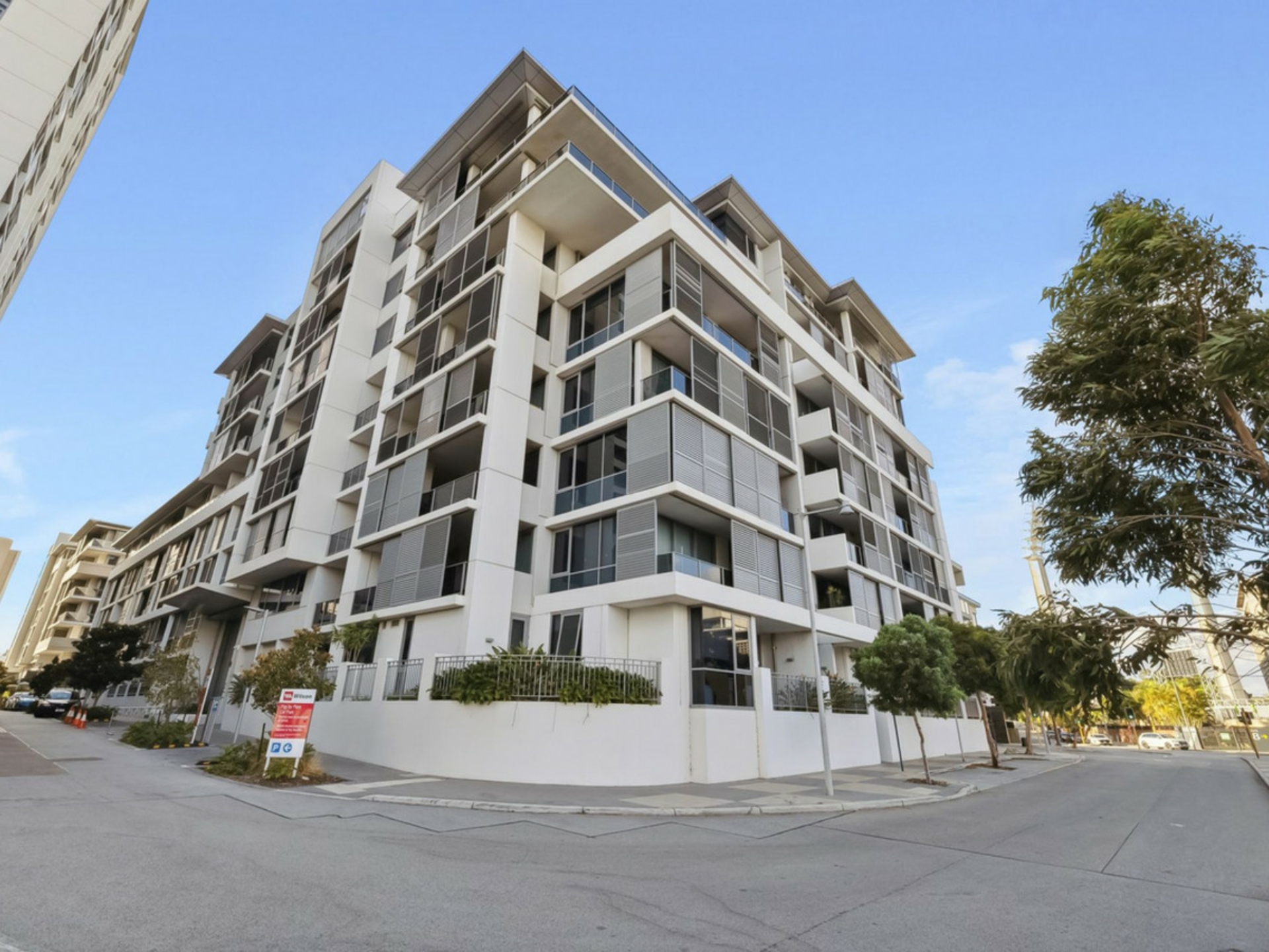 402/2 Moreau Parade, EAST PERTH