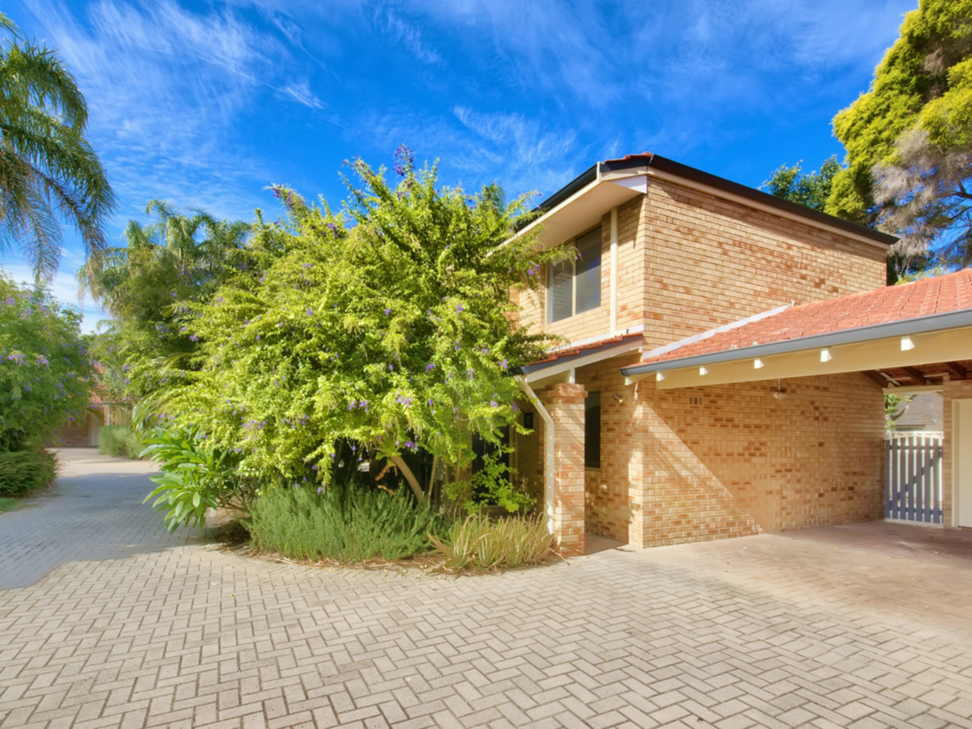 42/15 Jugan Street, MOUNT HAWTHORN