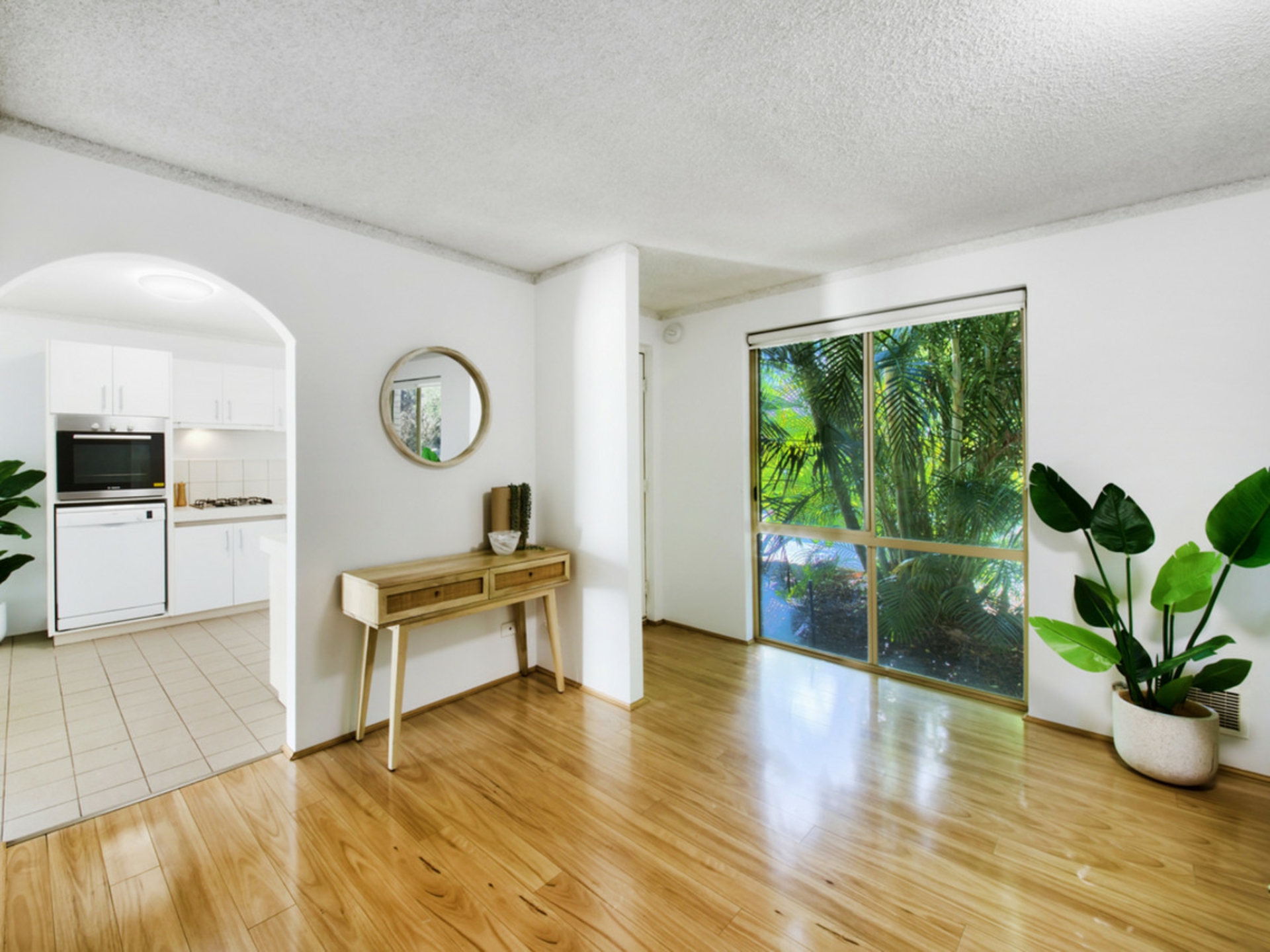 42/15 Jugan Street, MOUNT HAWTHORN