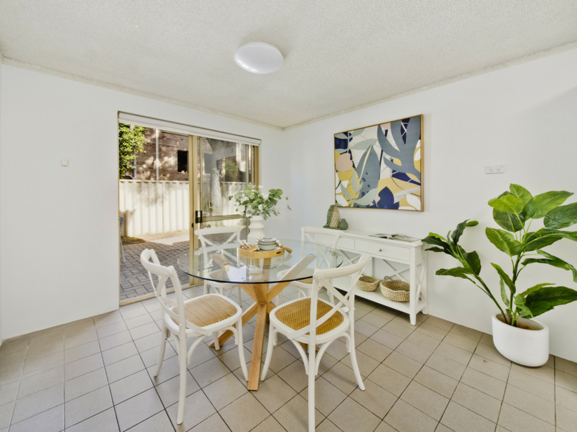 42/15 Jugan Street, MOUNT HAWTHORN