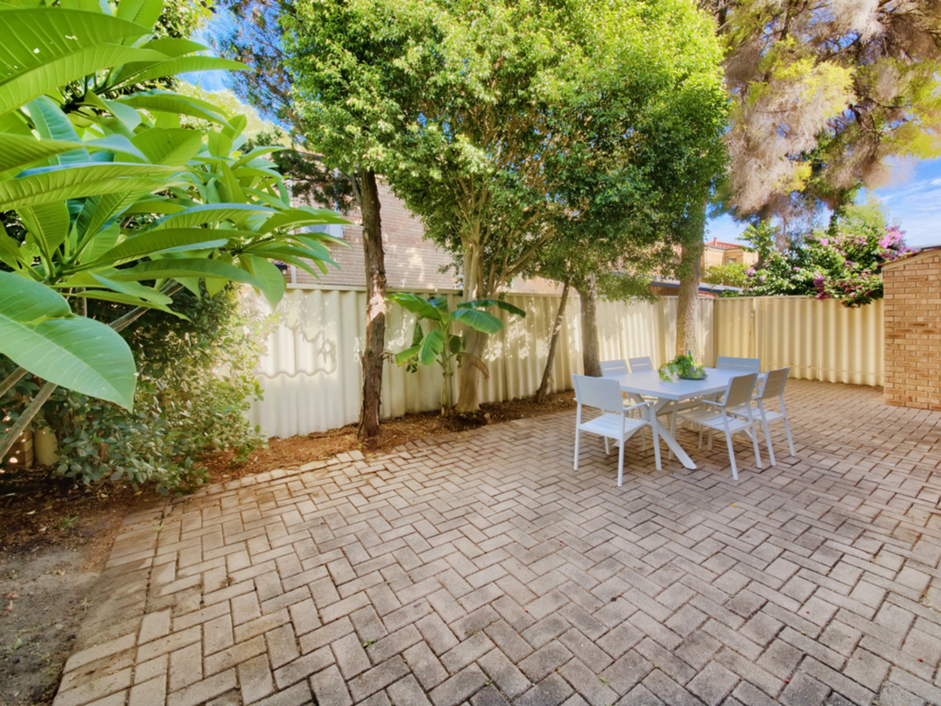 42/15 Jugan Street, MOUNT HAWTHORN