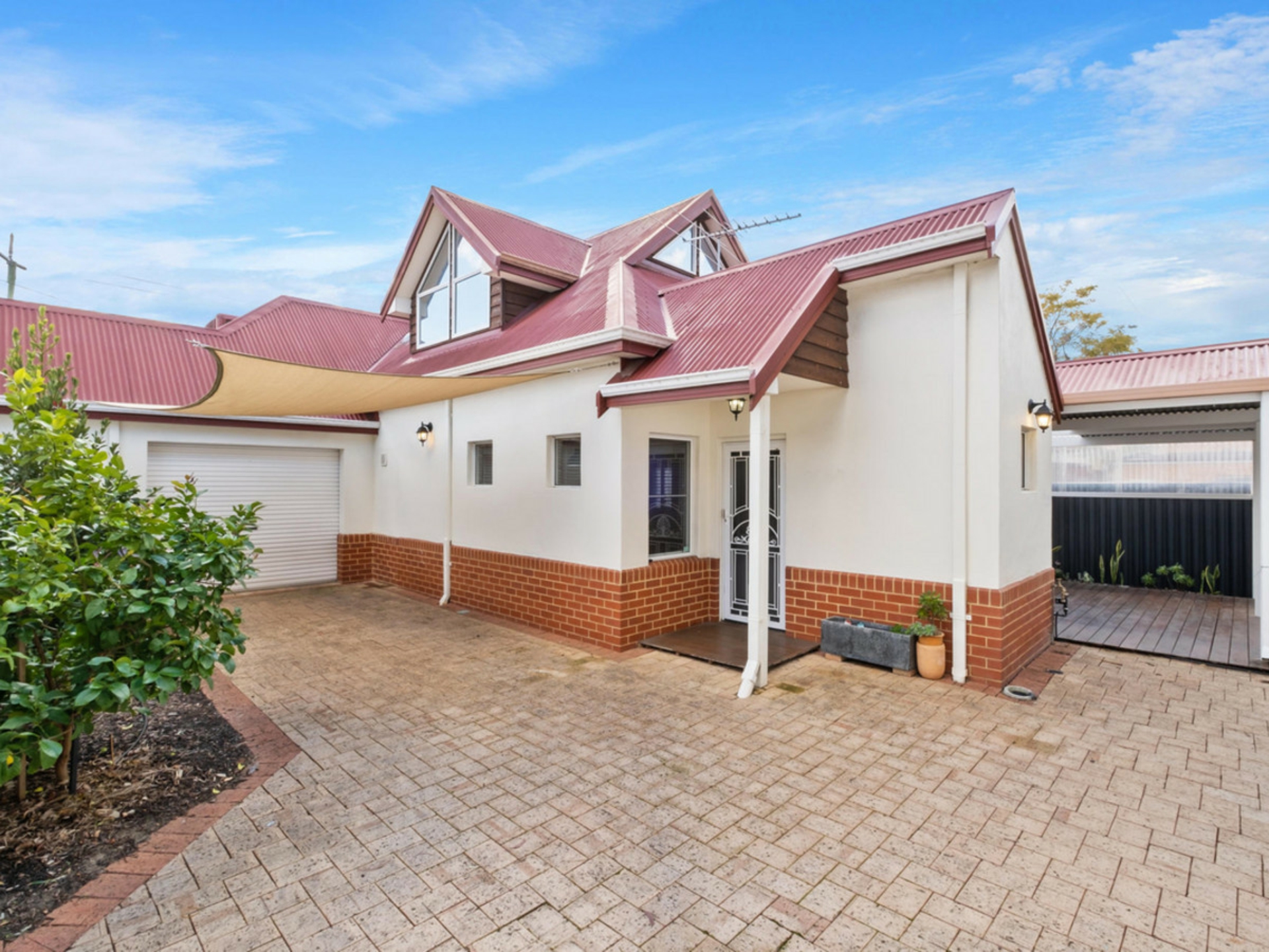 72A Whatley Crescent, MOUNT LAWLEY