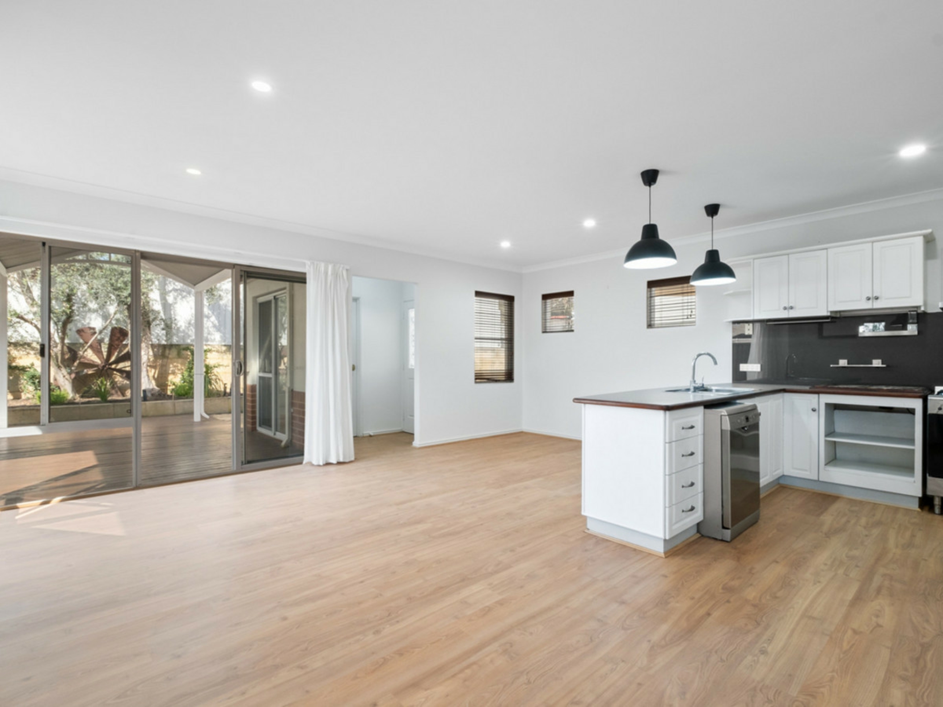 72A Whatley Crescent, MOUNT LAWLEY