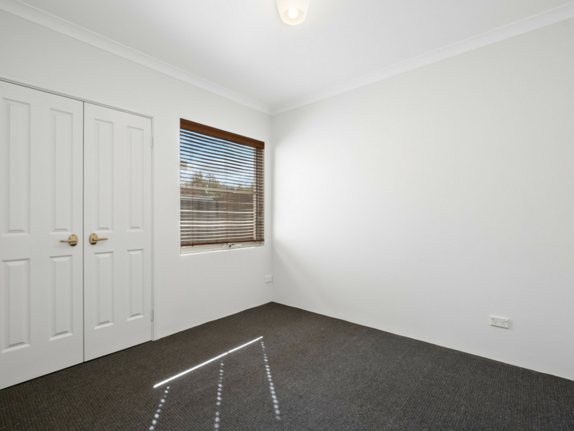 72A Whatley Crescent, MOUNT LAWLEY